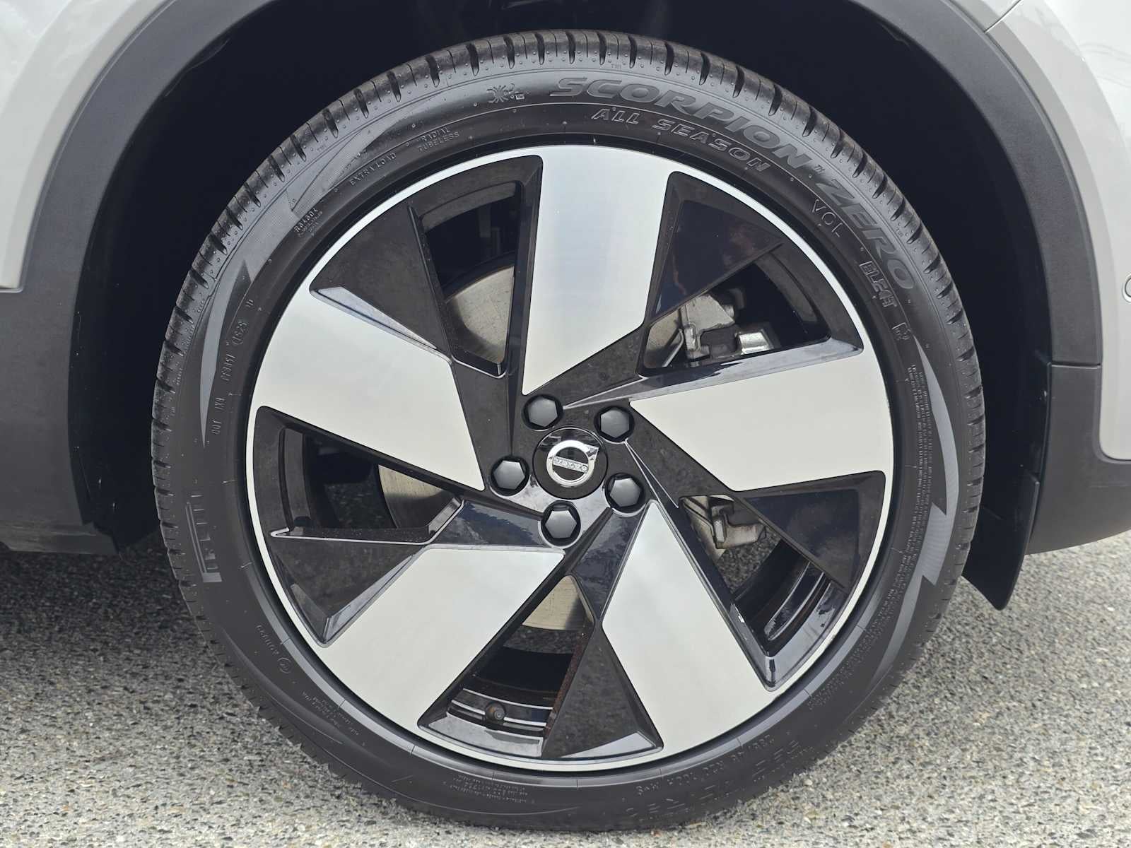 2023 Volvo C40 Recharge Pure Electric Plus