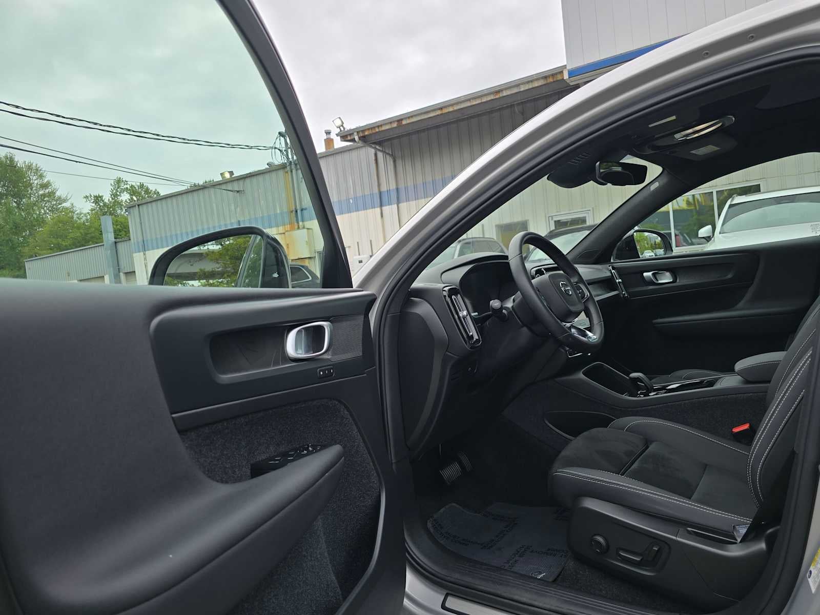 2023 Volvo C40 Recharge Pure Electric Plus