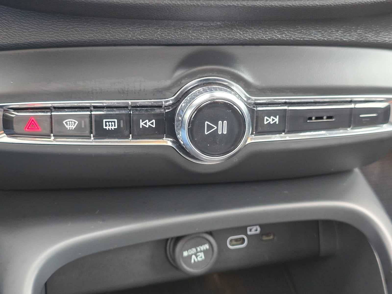 2023 Volvo C40 Recharge Pure Electric Plus