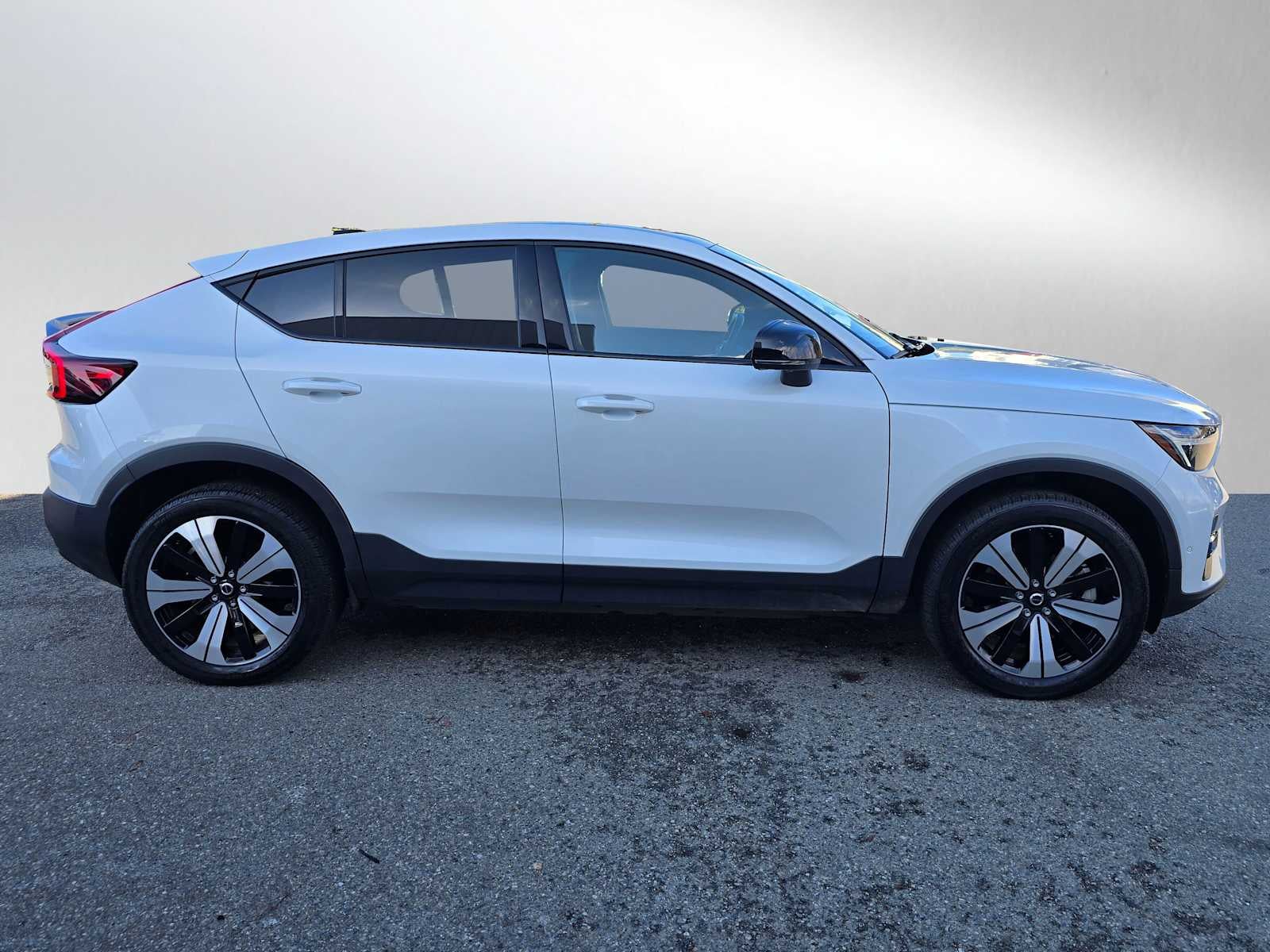2023 Volvo C40 Recharge Pure Electric Plus