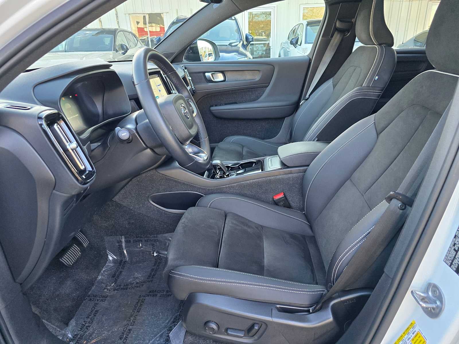 2023 Volvo C40 Recharge Pure Electric Plus