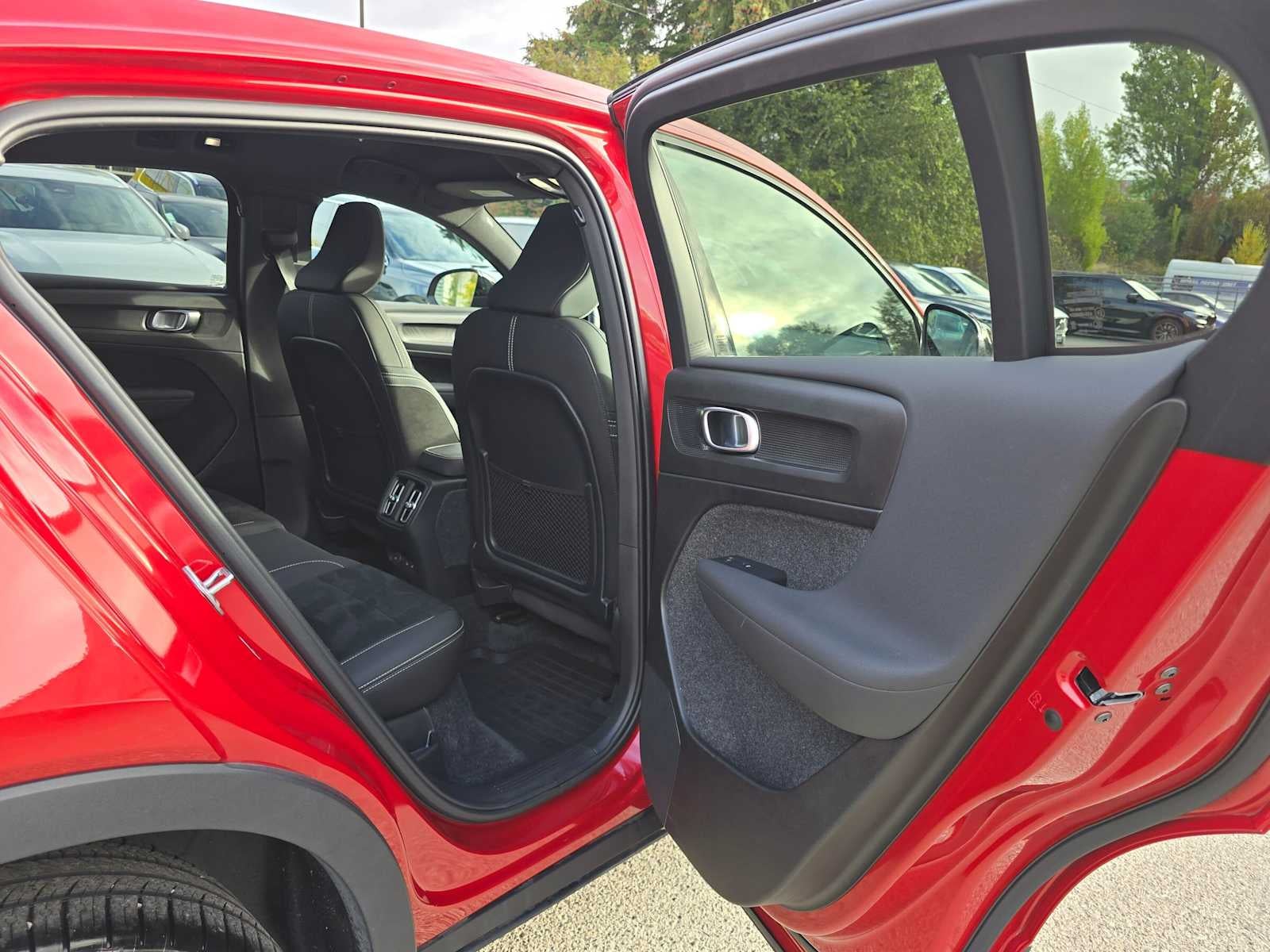 2023 Volvo C40 Recharge Pure Electric Plus