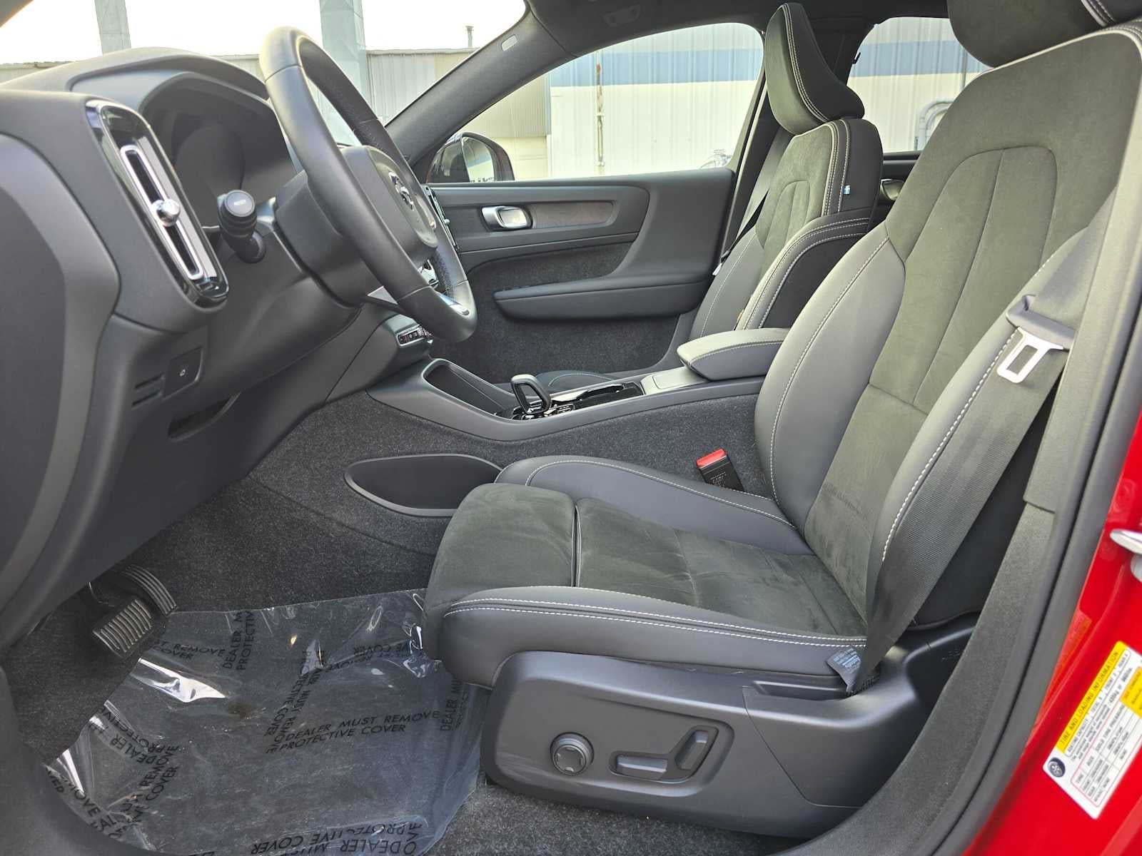 2023 Volvo C40 Recharge Pure Electric Plus