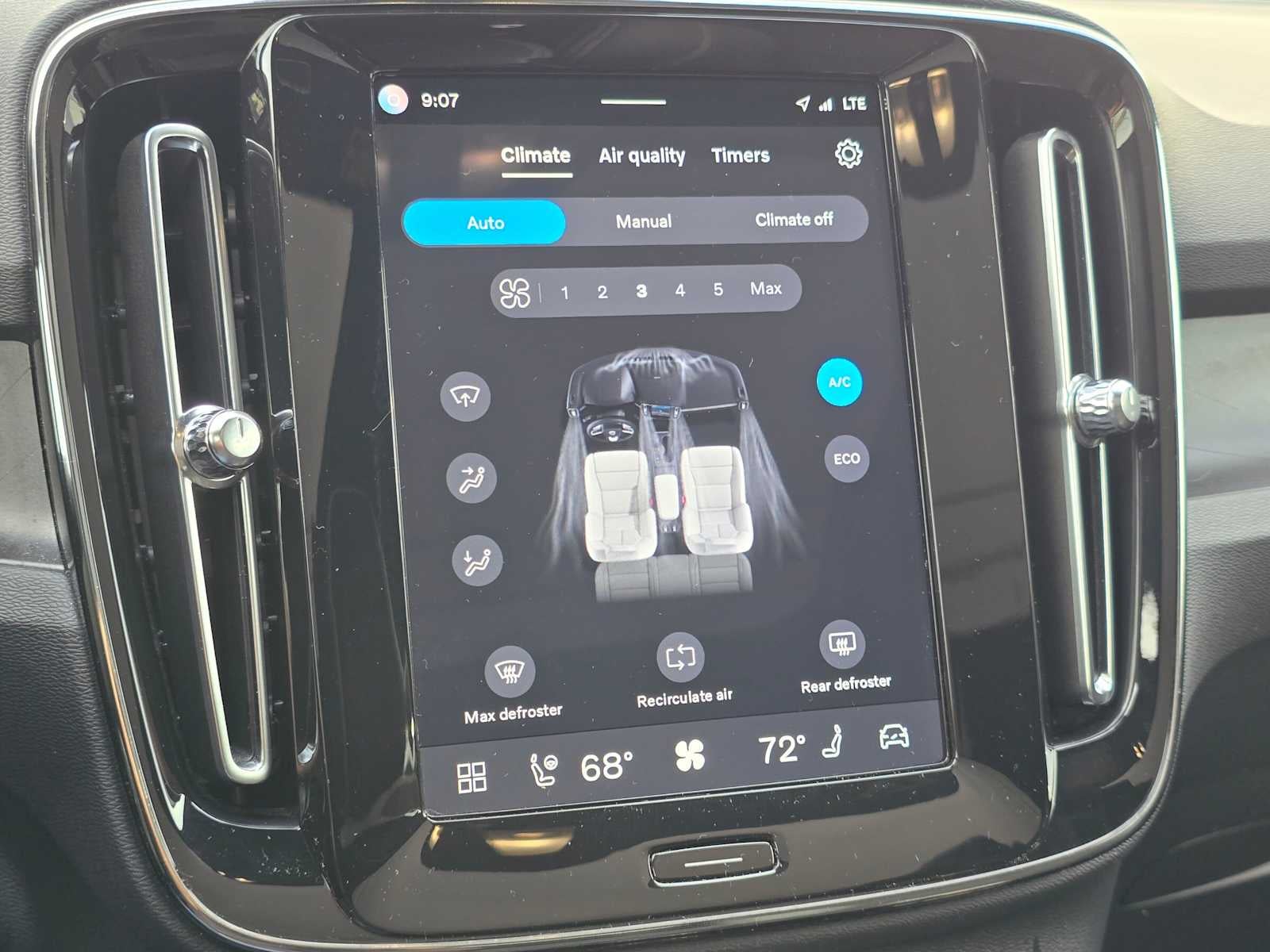2023 Volvo C40 Recharge Pure Electric Plus