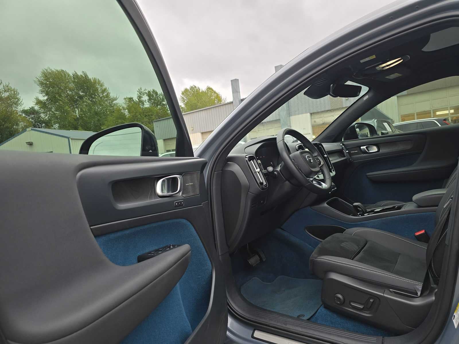 2023 Volvo C40 Recharge Pure Electric Ultimate
