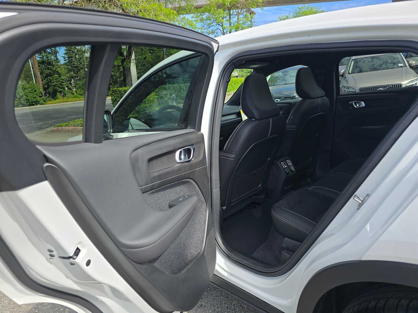 2023 Volvo C40 Recharge Pure Electric Ultimate