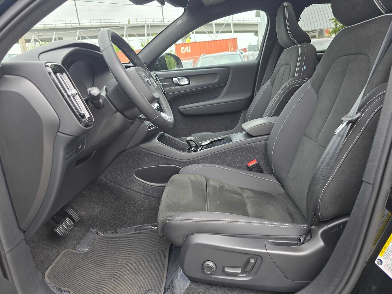 2023 Volvo C40 Recharge Pure Electric Ultimate
