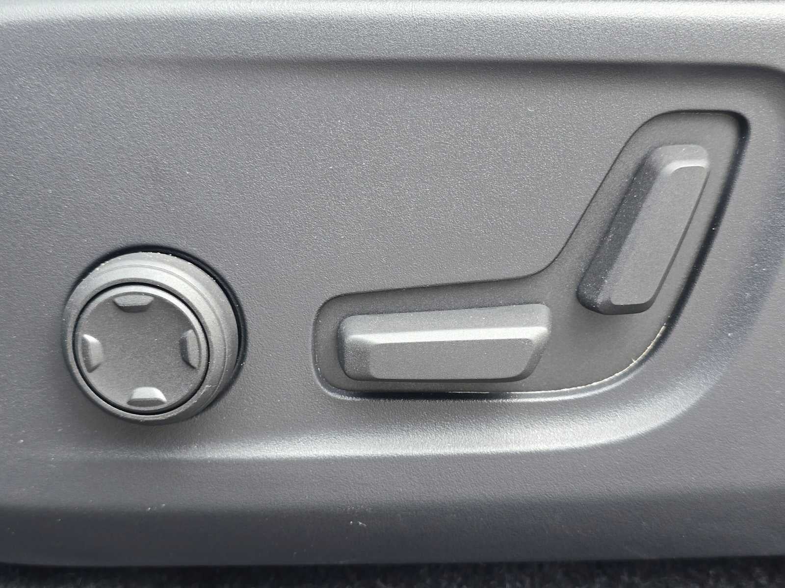 2023 Volvo C40 Recharge Pure Electric Ultimate