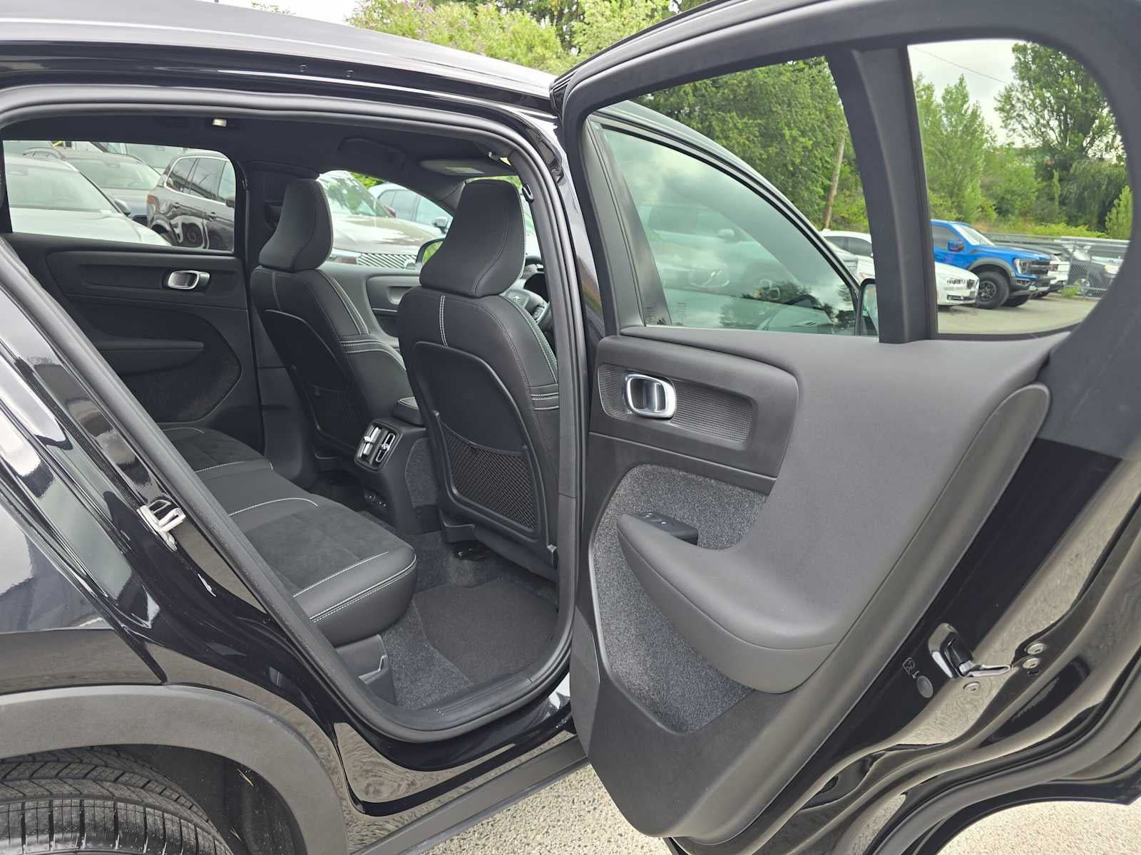 2023 Volvo C40 Recharge Pure Electric Ultimate