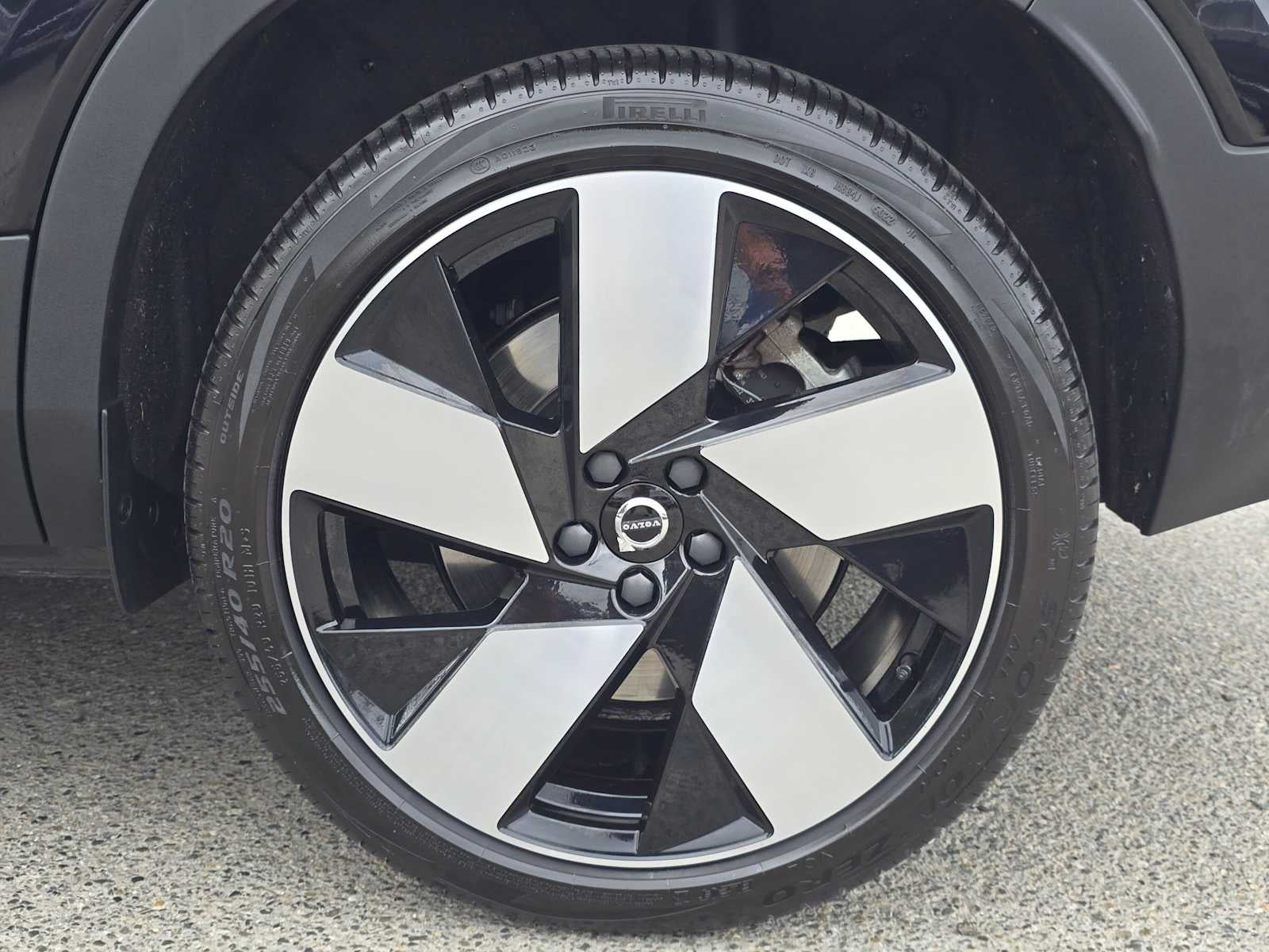 2023 Volvo C40 Recharge Pure Electric Ultimate