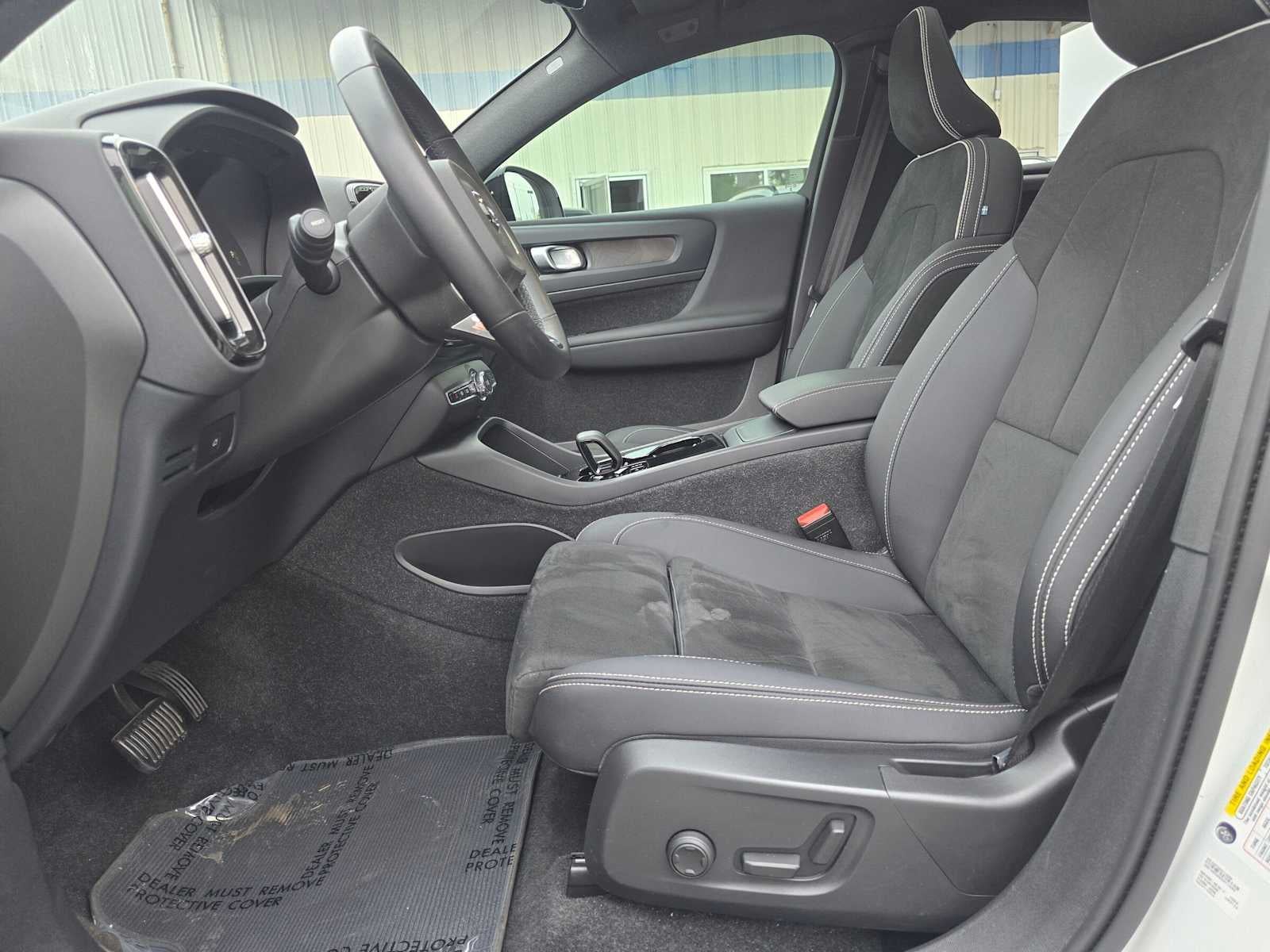 2023 Volvo C40 Recharge Pure Electric Ultimate