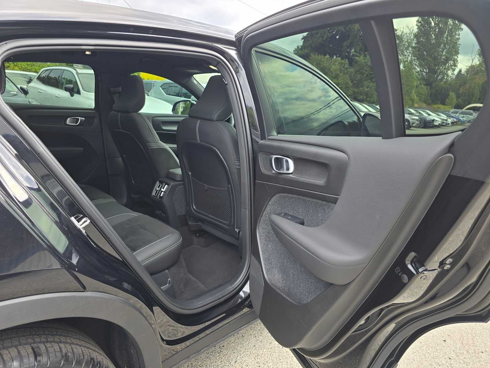 2023 Volvo C40 Recharge Pure Electric Ultimate