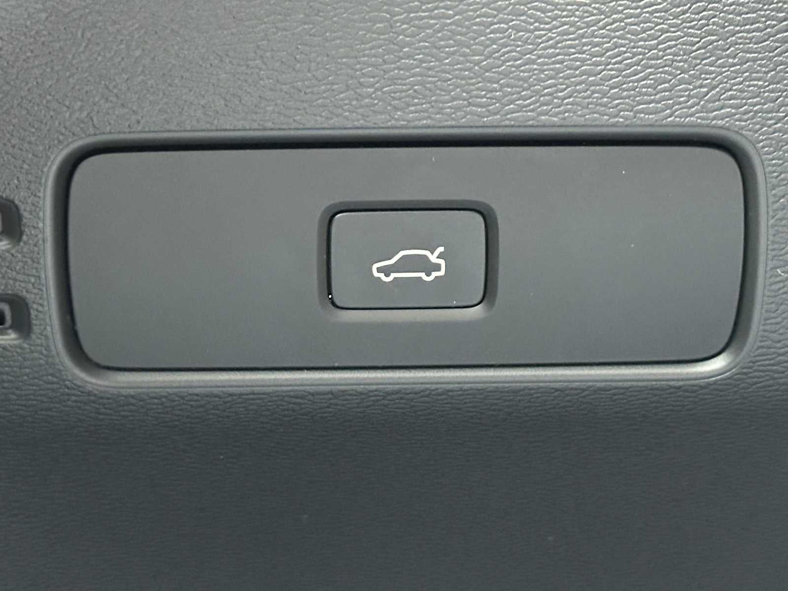 2023 Volvo C40 Recharge Pure Electric Ultimate