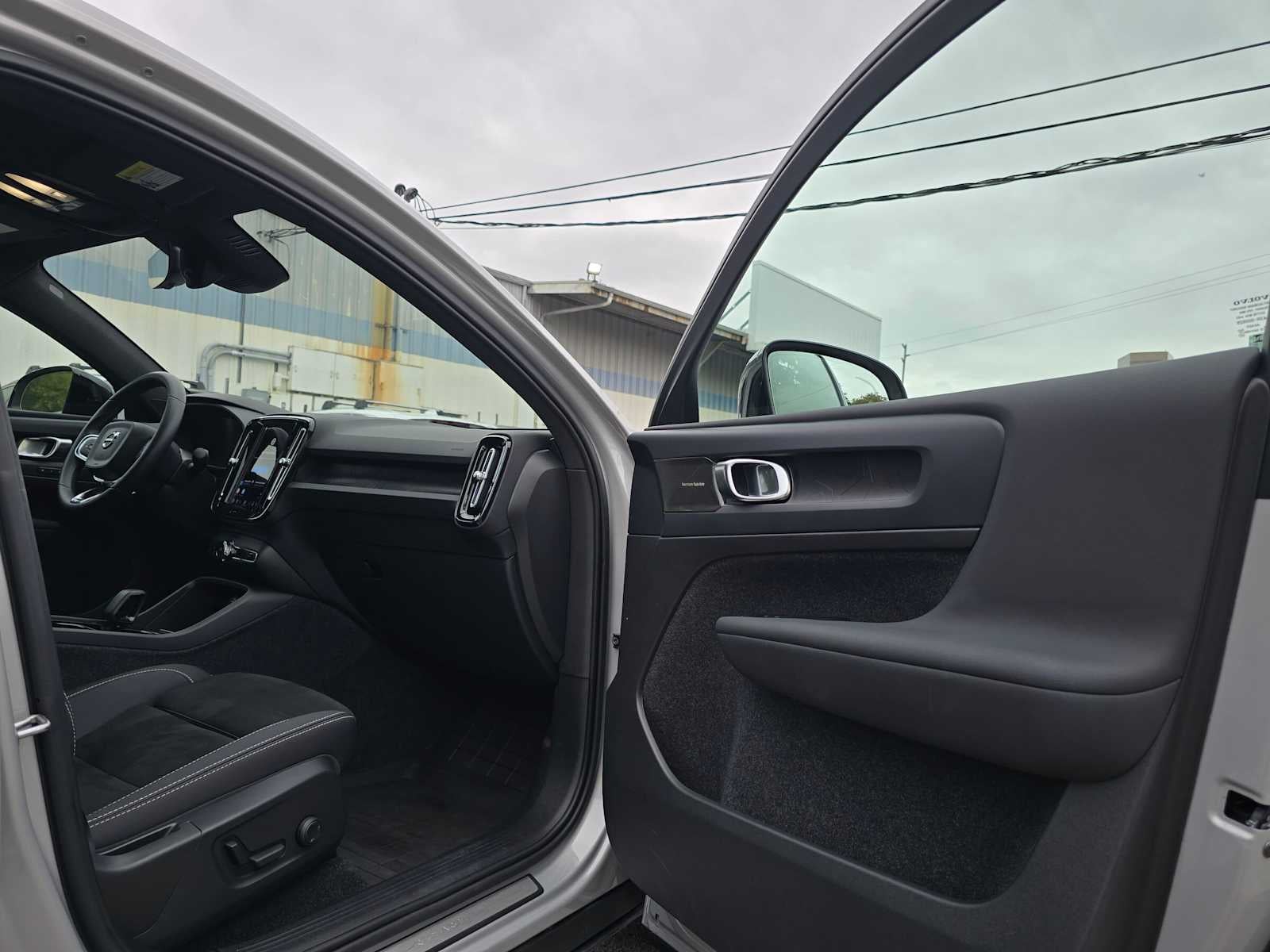2023 Volvo C40 Recharge Pure Electric Ultimate