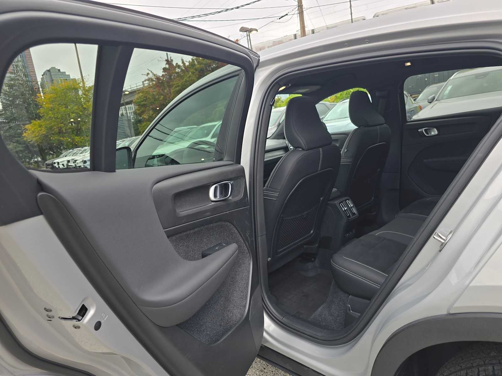 2023 Volvo C40 Recharge Pure Electric Ultimate