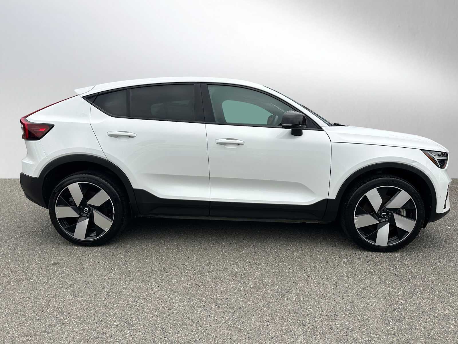 2023 Volvo C40 Recharge Pure Electric Ultimate