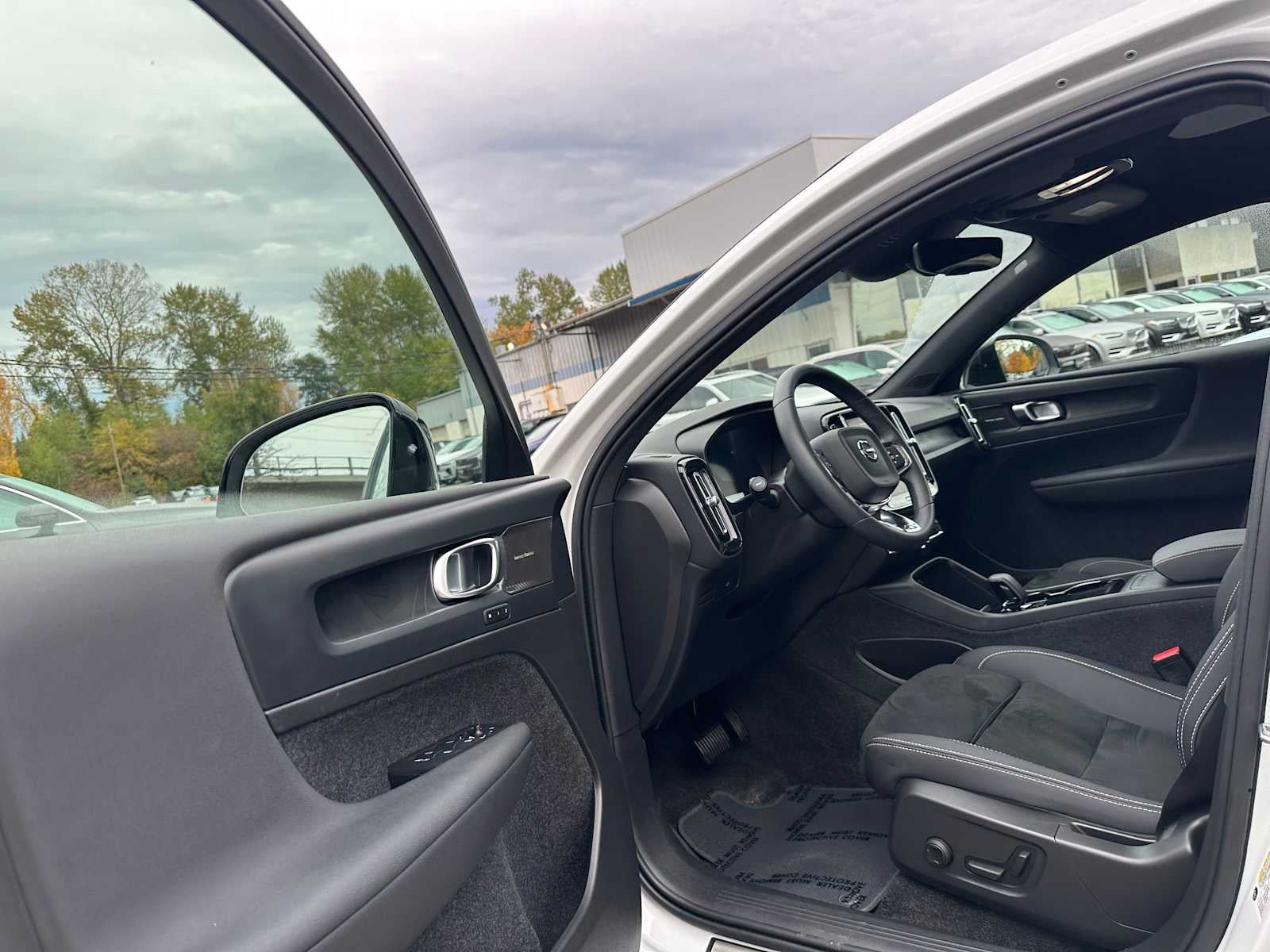 2023 Volvo C40 Recharge Pure Electric Ultimate