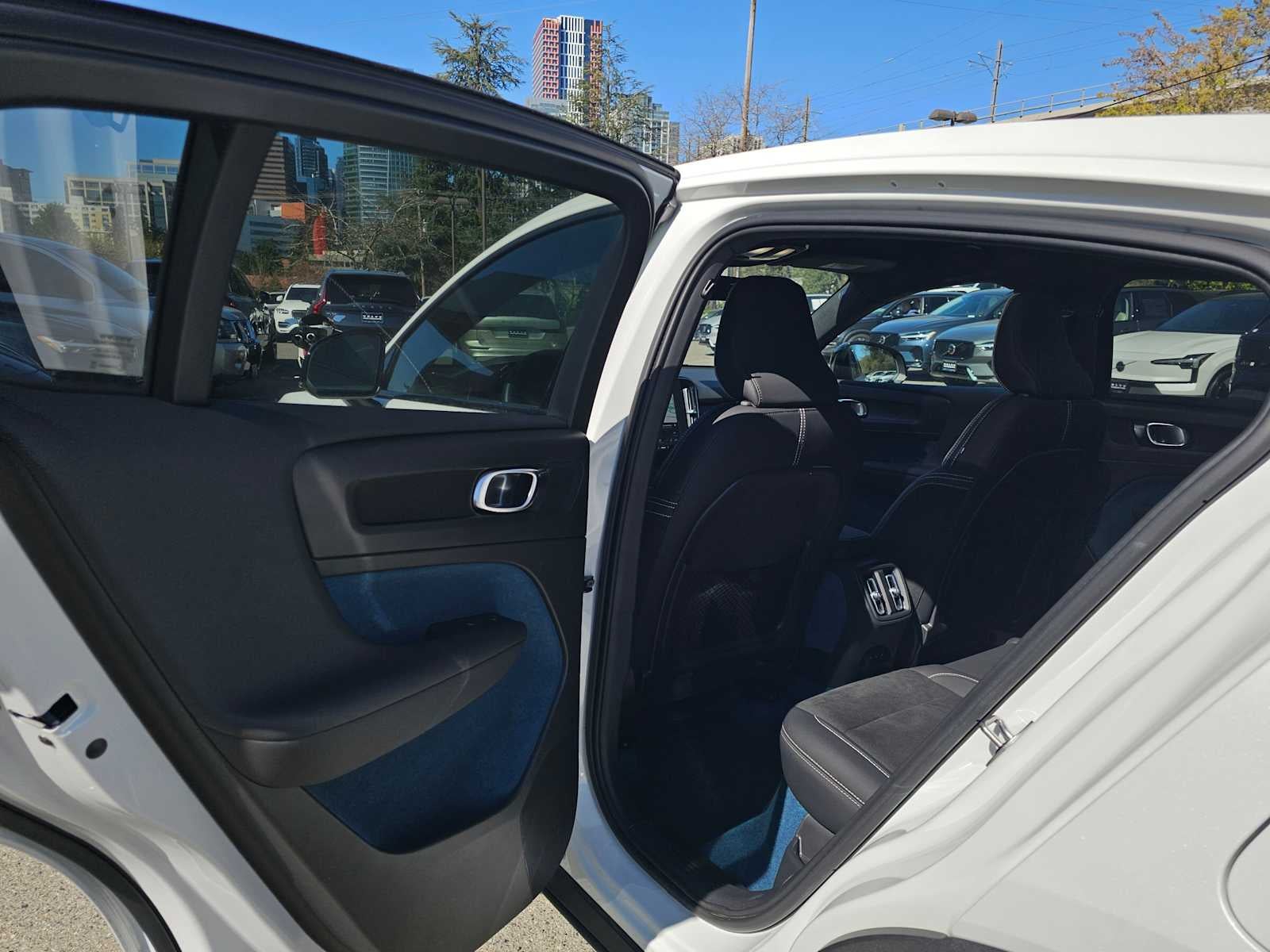 2023 Volvo C40 Recharge Pure Electric Ultimate