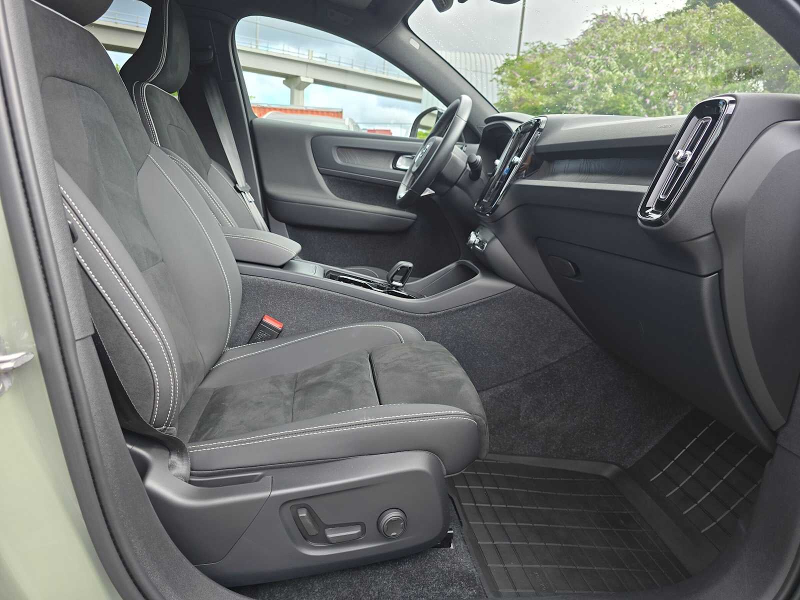 2023 Volvo C40 Recharge Pure Electric Ultimate