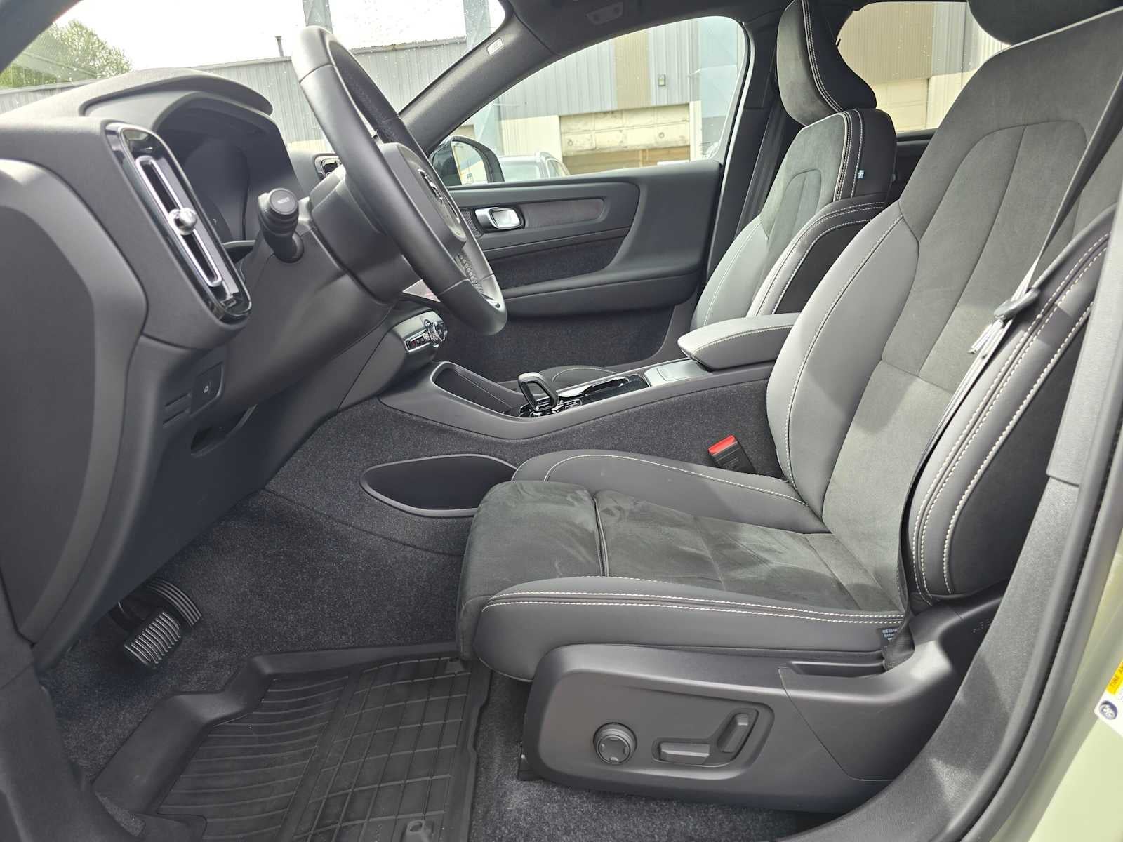 2023 Volvo C40 Recharge Pure Electric Ultimate