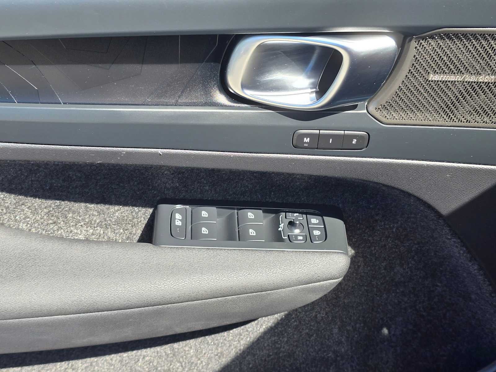 2023 Volvo C40 Recharge Pure Electric Ultimate