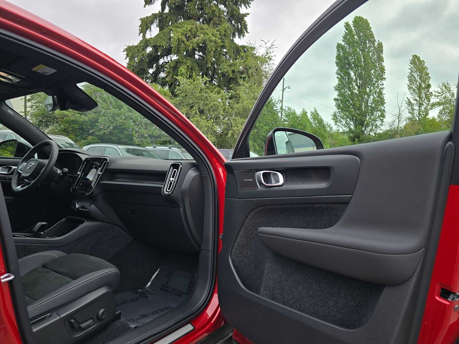 2023 Volvo C40 Recharge Pure Electric Ultimate