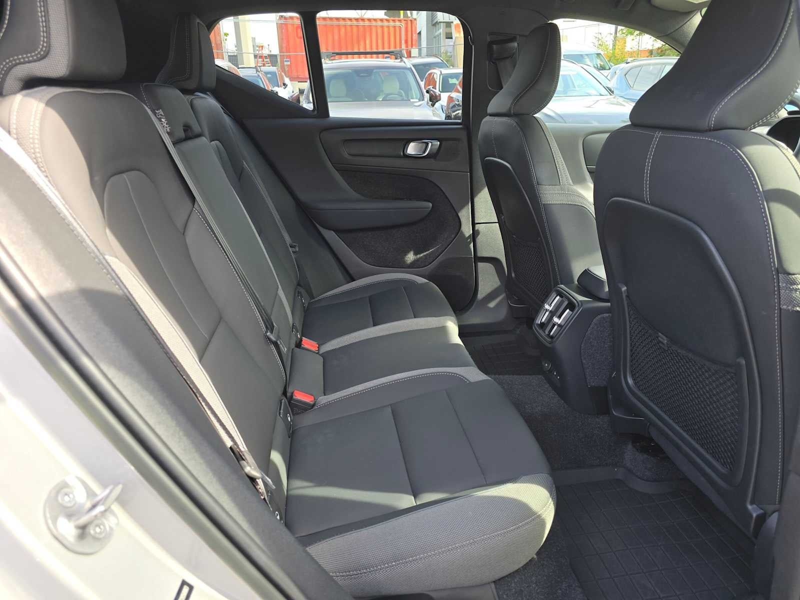 2023 Volvo XC40 Recharge Pure Electric Core