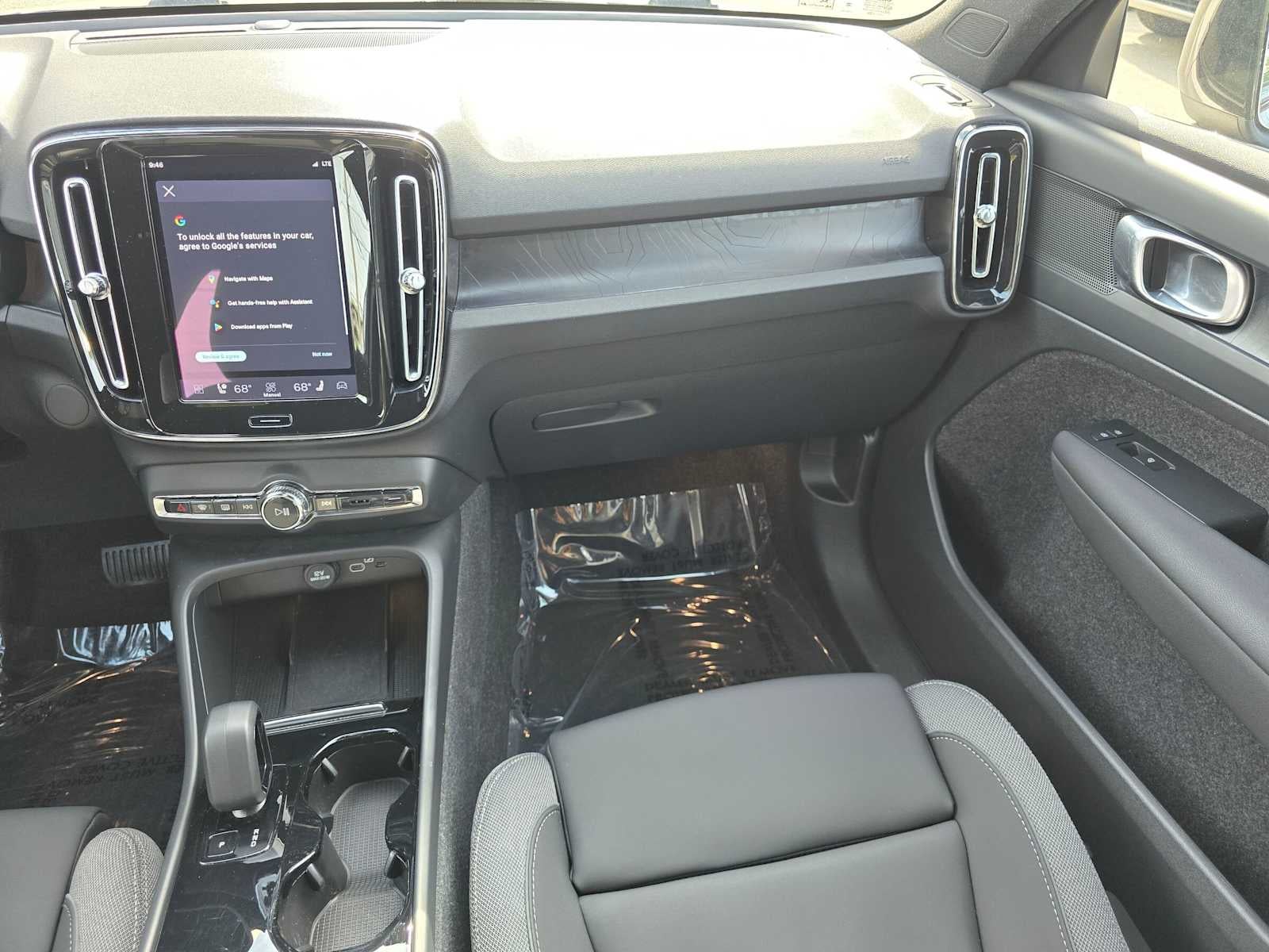 2023 Volvo XC40 Recharge Pure Electric Core