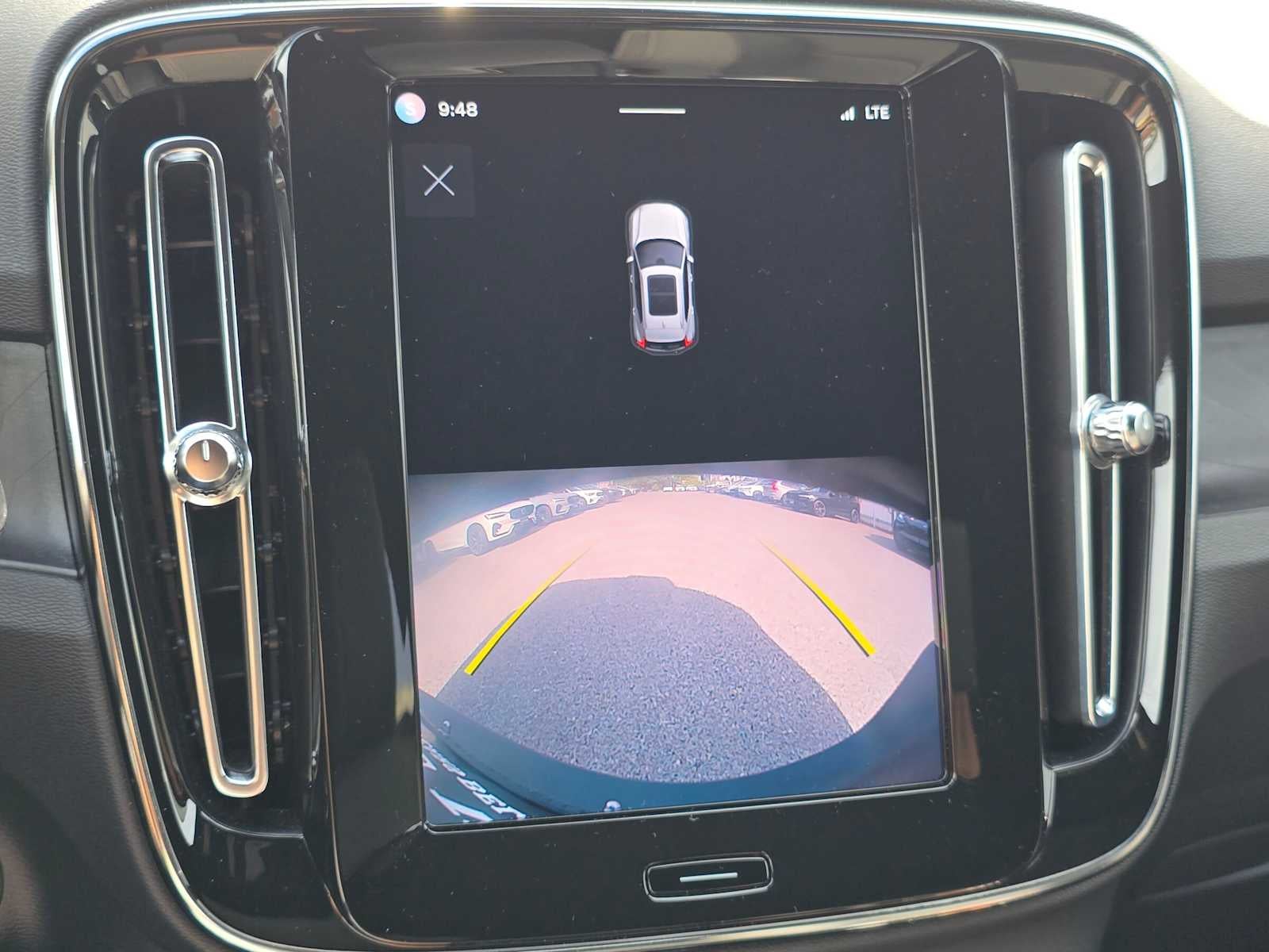 2023 Volvo XC40 Recharge Pure Electric Core