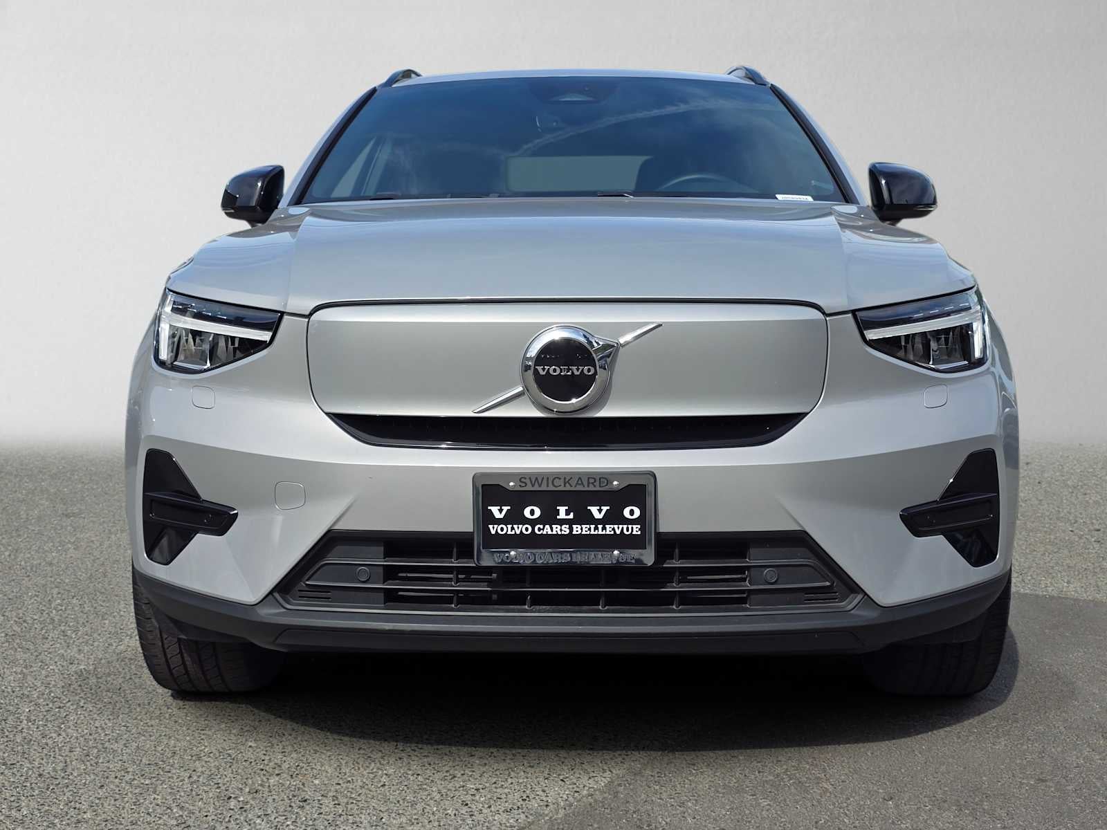 2023 Volvo XC40 Recharge Pure Electric Core