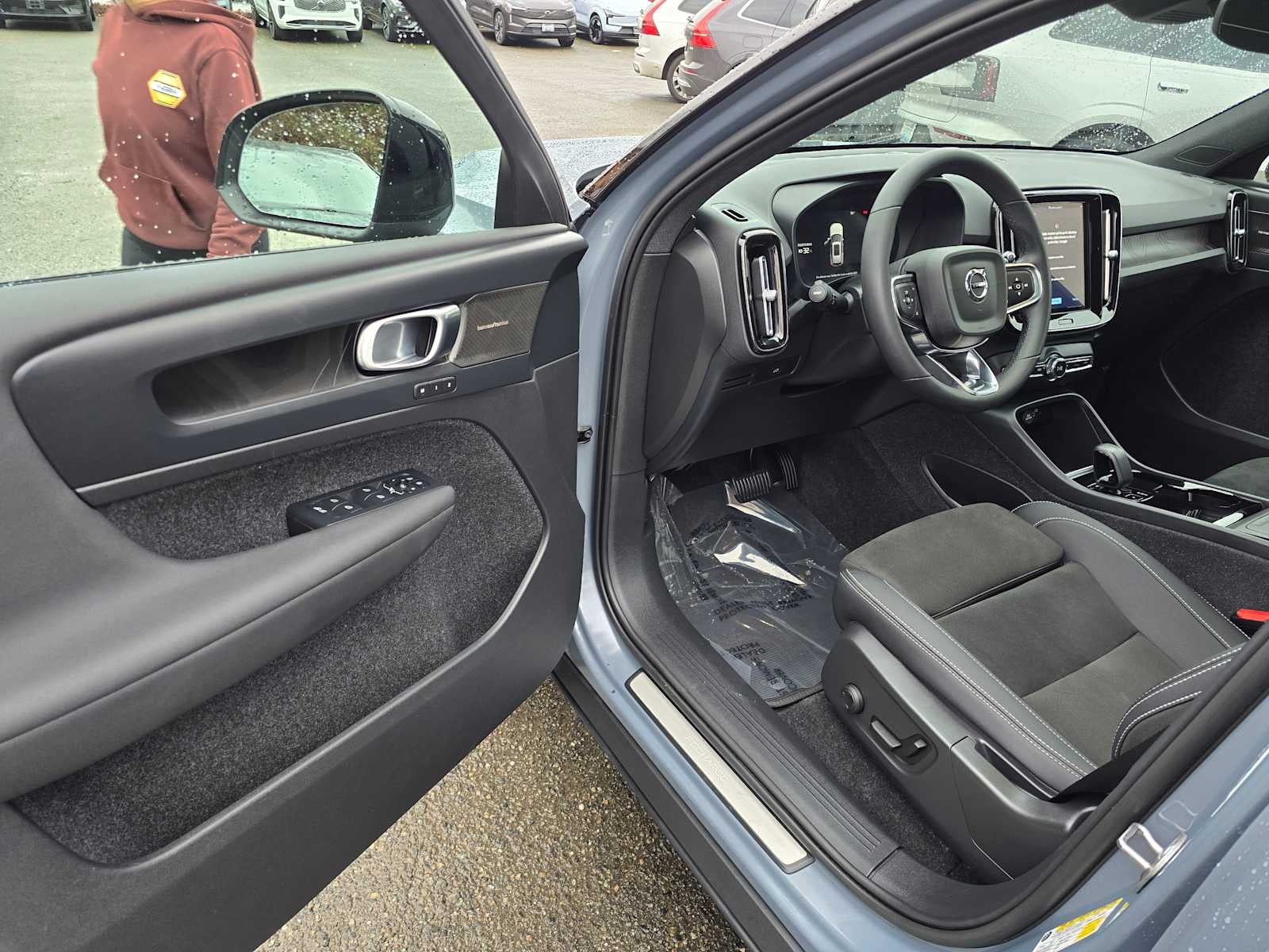 2023 Volvo XC40 Recharge Pure Electric Ultimate