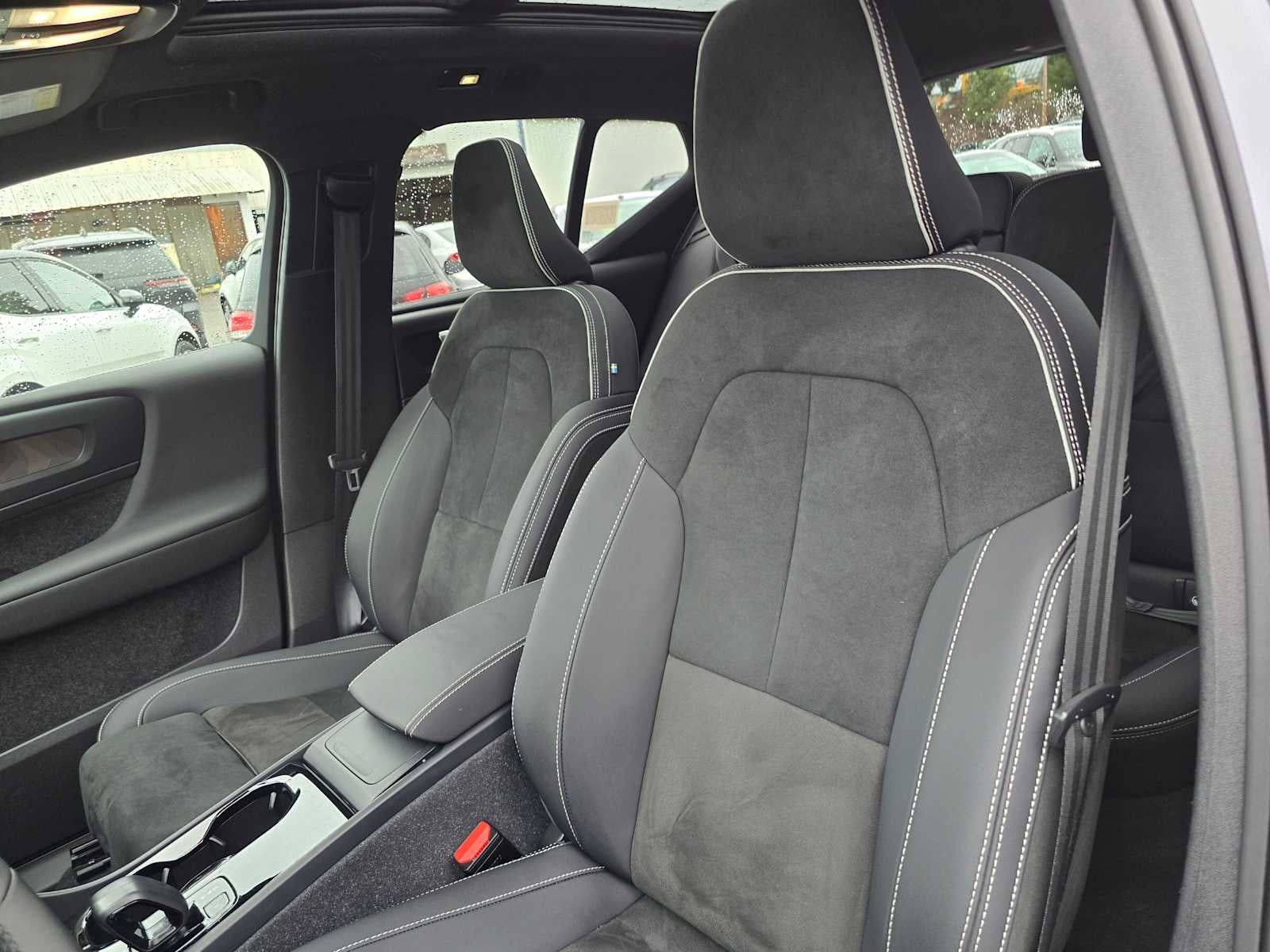 2023 Volvo XC40 Recharge Pure Electric Ultimate