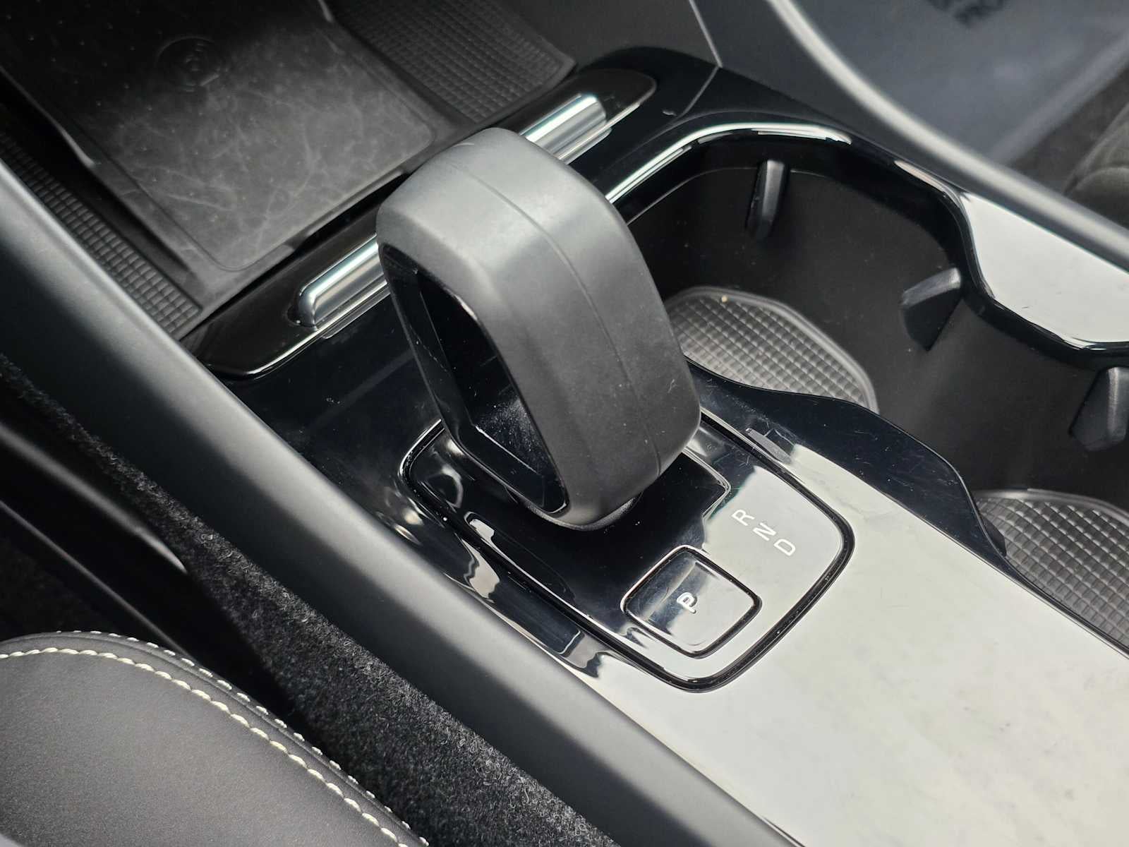 2023 Volvo XC40 Recharge Pure Electric Ultimate