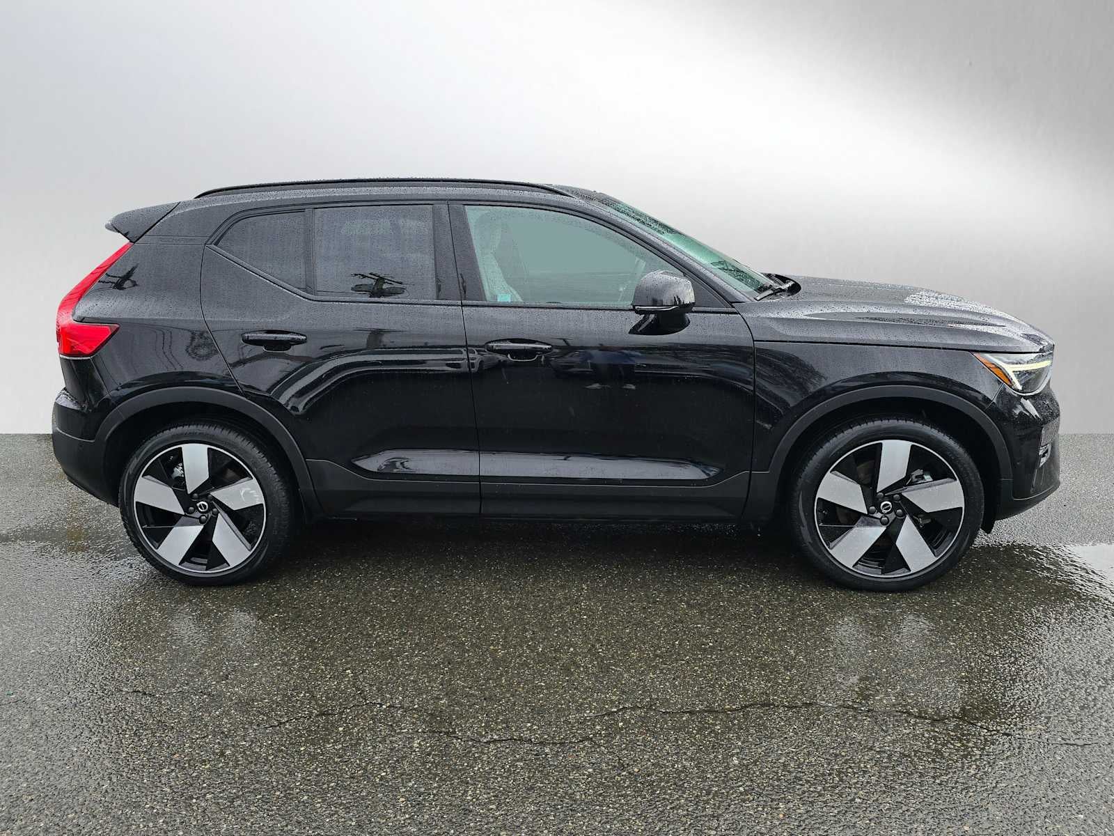 2023 Volvo XC40 Recharge Pure Electric Ultimate