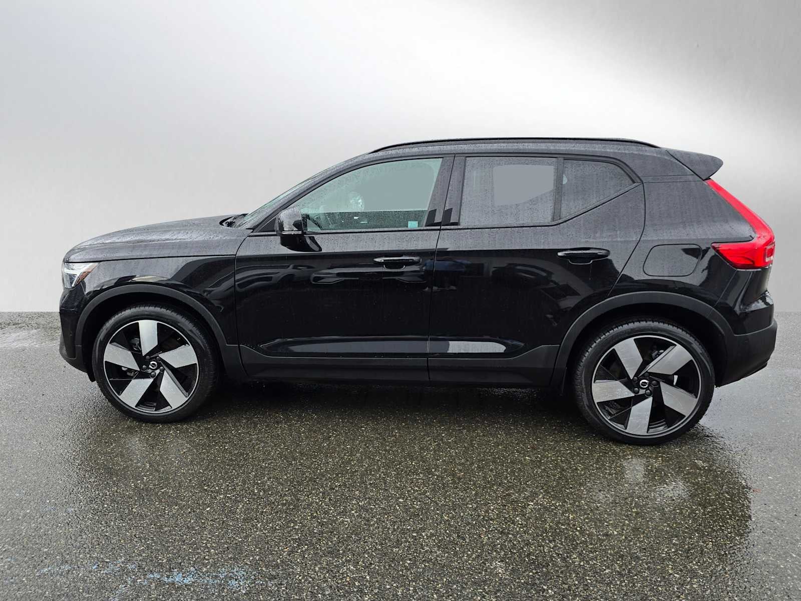 2023 Volvo XC40 Recharge Pure Electric Ultimate