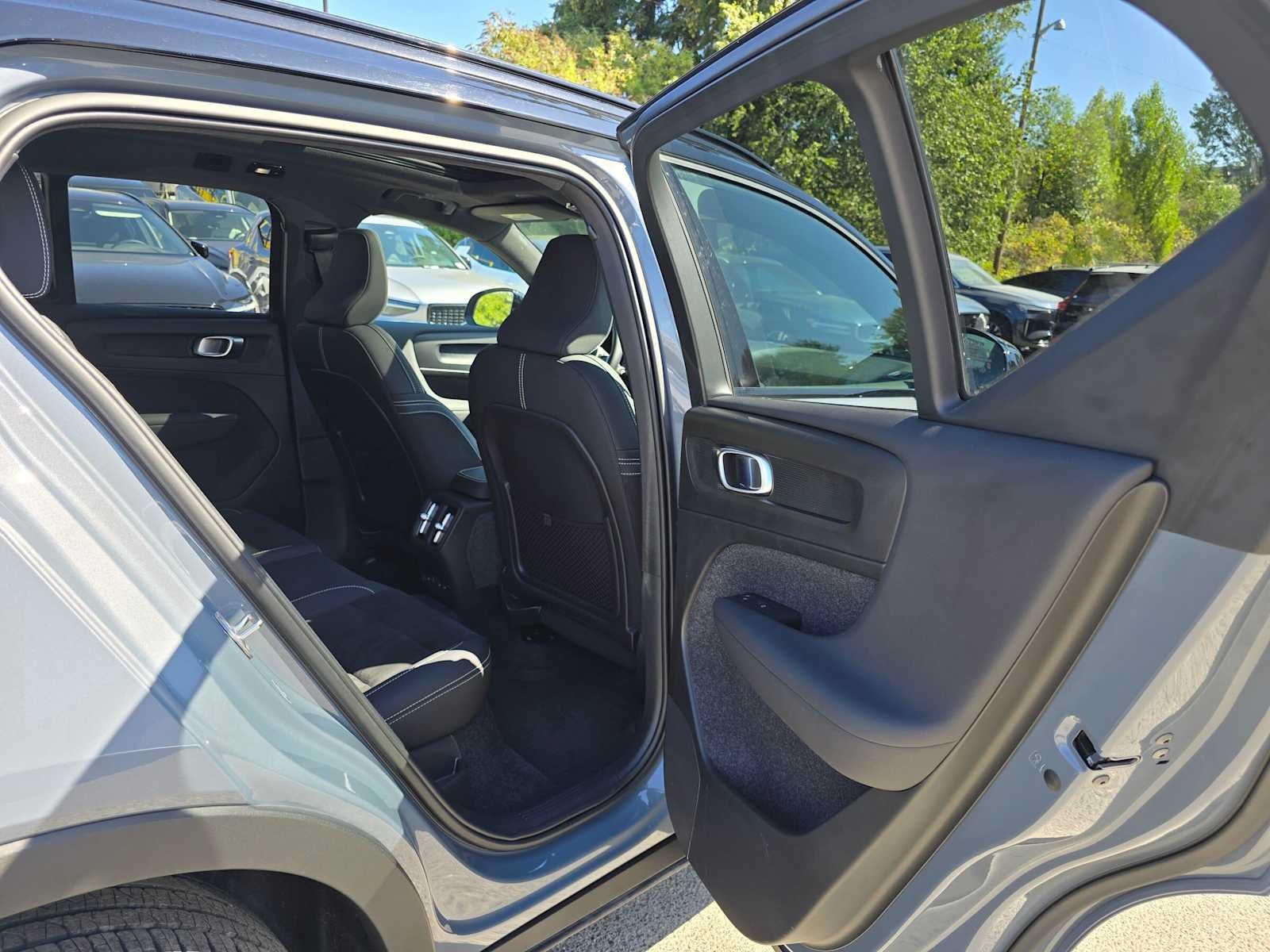 2023 Volvo XC40 Recharge Pure Electric Ultimate