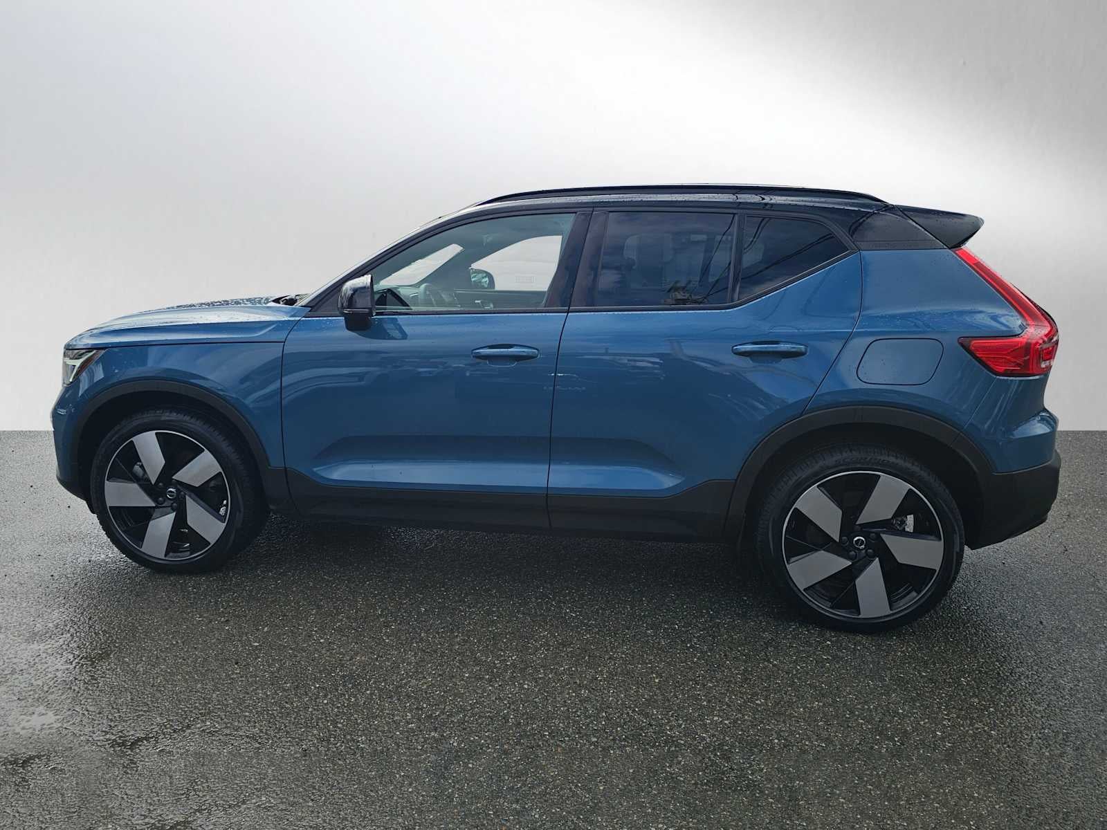 2023 Volvo XC40 Recharge Pure Electric Ultimate