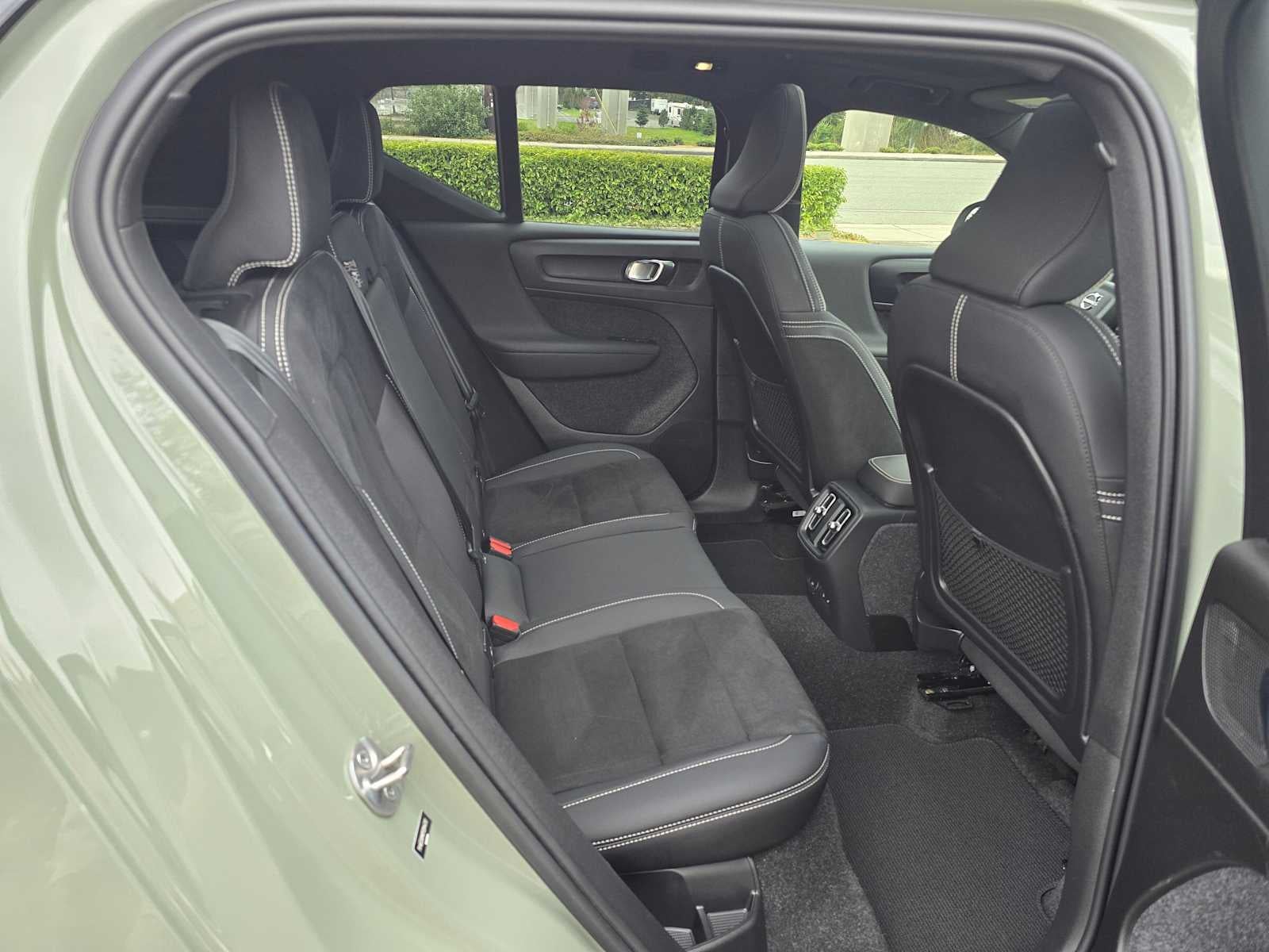 2023 Volvo XC40 Recharge Pure Electric Ultimate