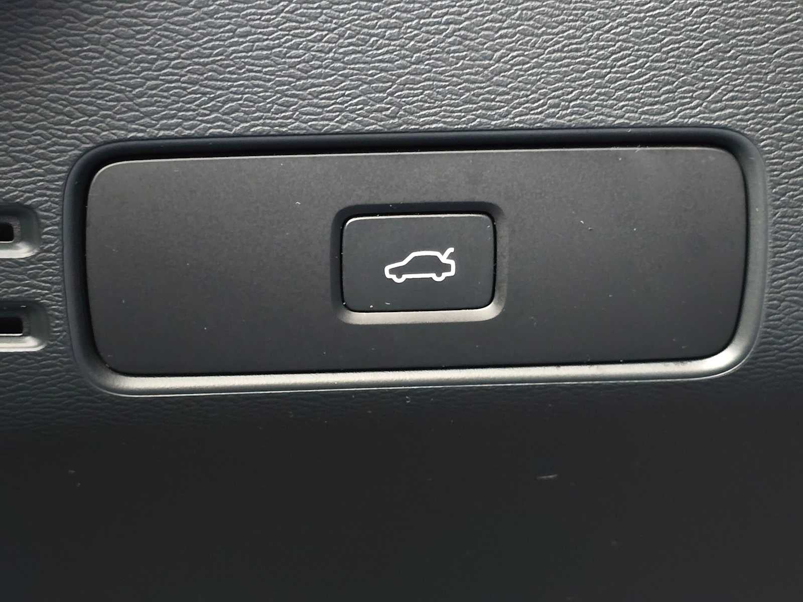 2023 Volvo XC40 Recharge Pure Electric Ultimate