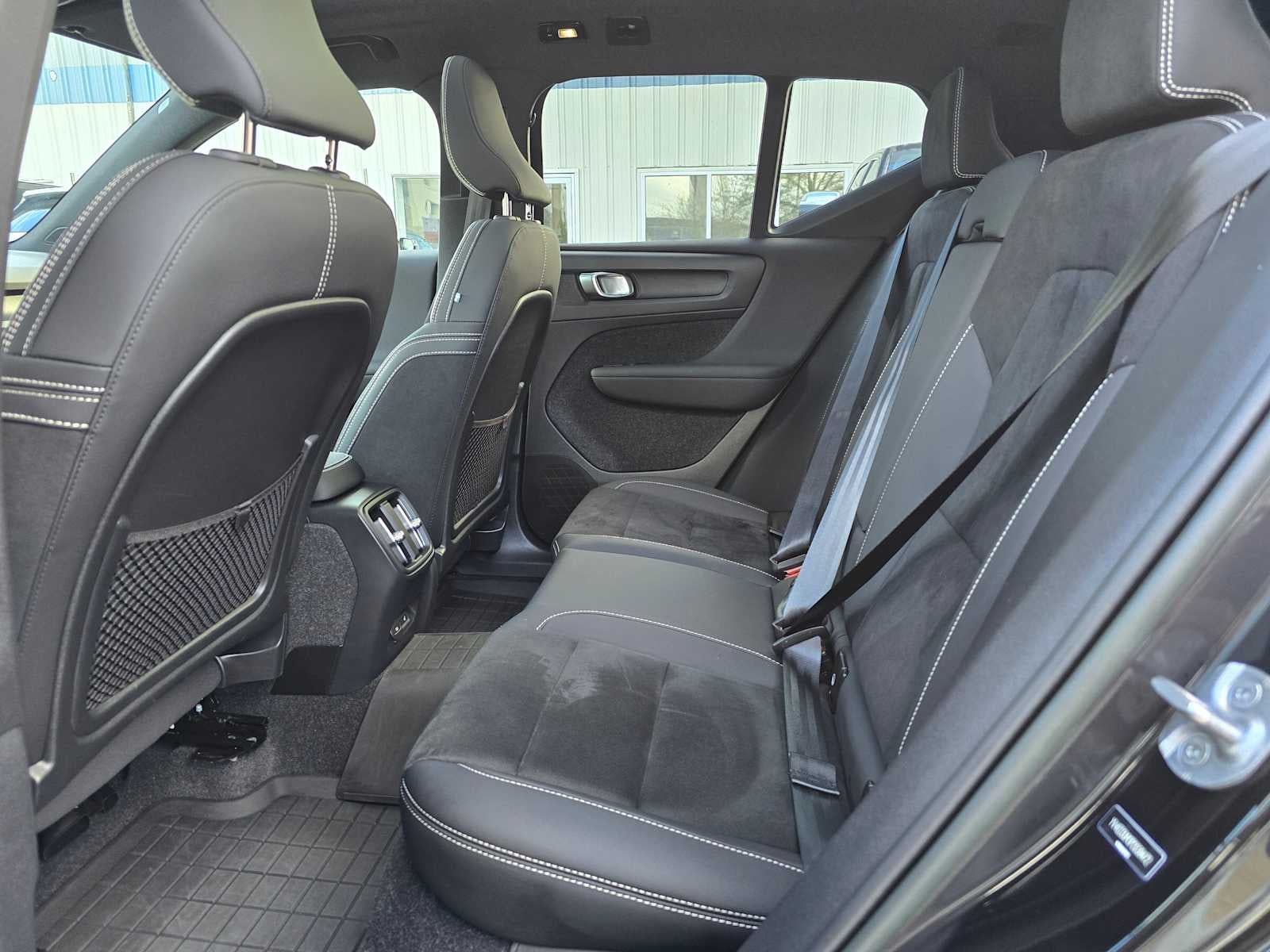 2023 Volvo XC40 Recharge Pure Electric Ultimate