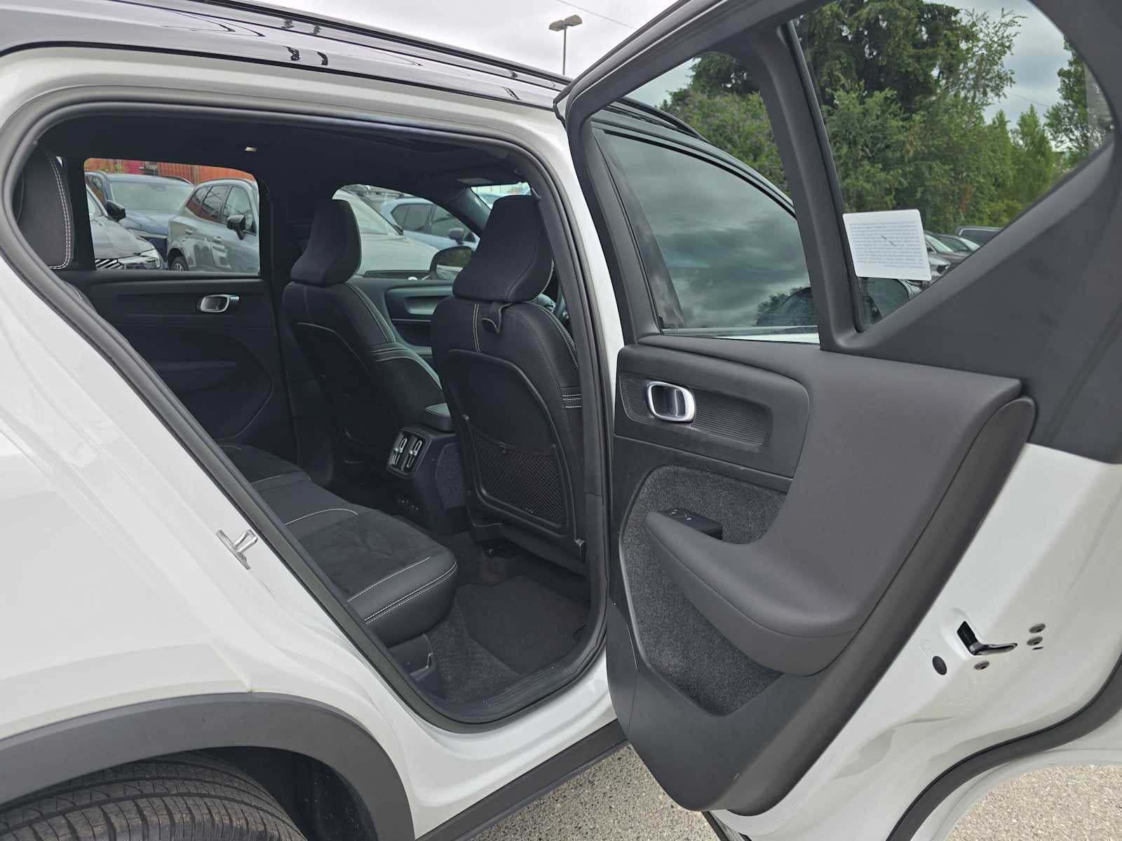 2023 Volvo XC40 Recharge Pure Electric Ultimate