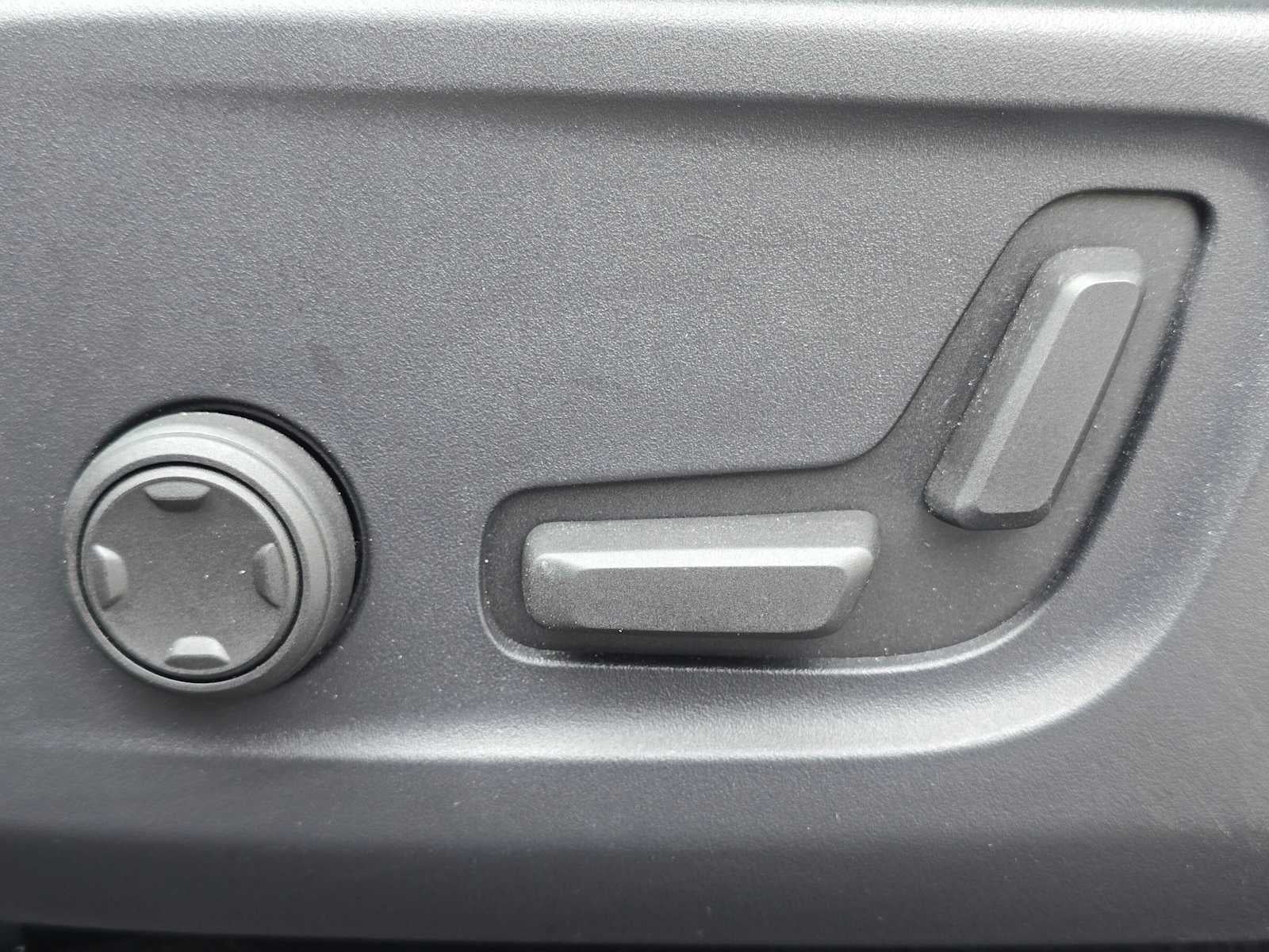 2023 Volvo XC40 Recharge Pure Electric Ultimate