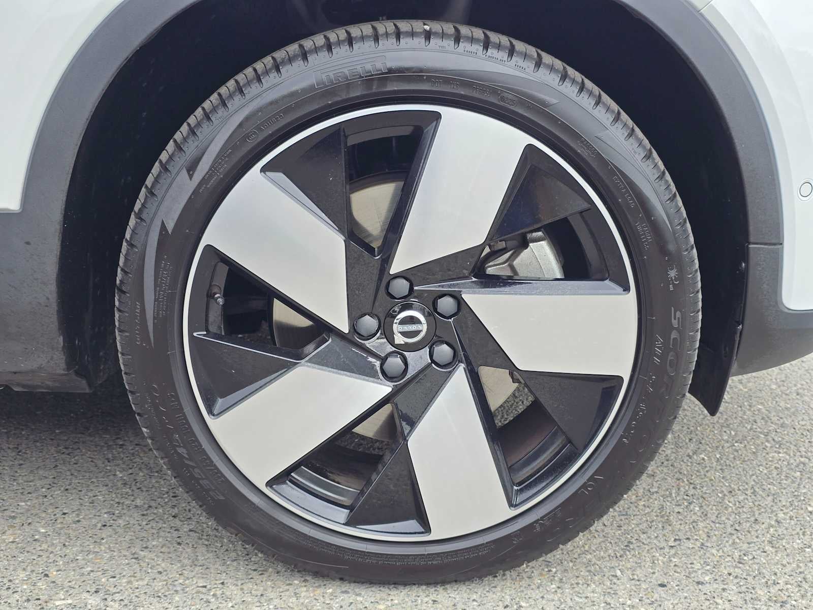 2023 Volvo XC40 Recharge Pure Electric Ultimate