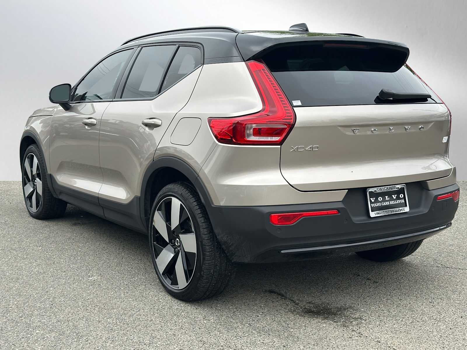 2023 Volvo XC40 Recharge Pure Electric Ultimate