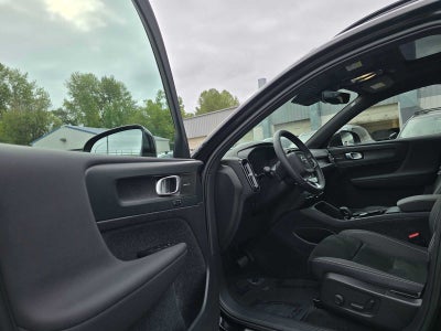 2023 Volvo XC40 Recharge Pure Electric Ultimate