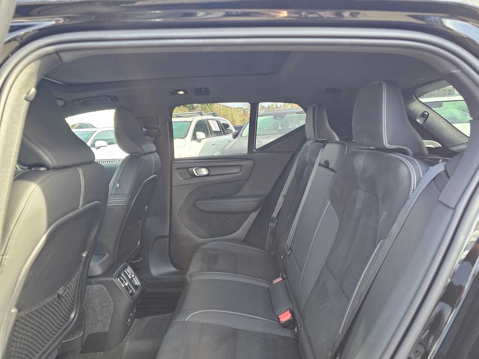 2023 Volvo XC40 Recharge Pure Electric Ultimate