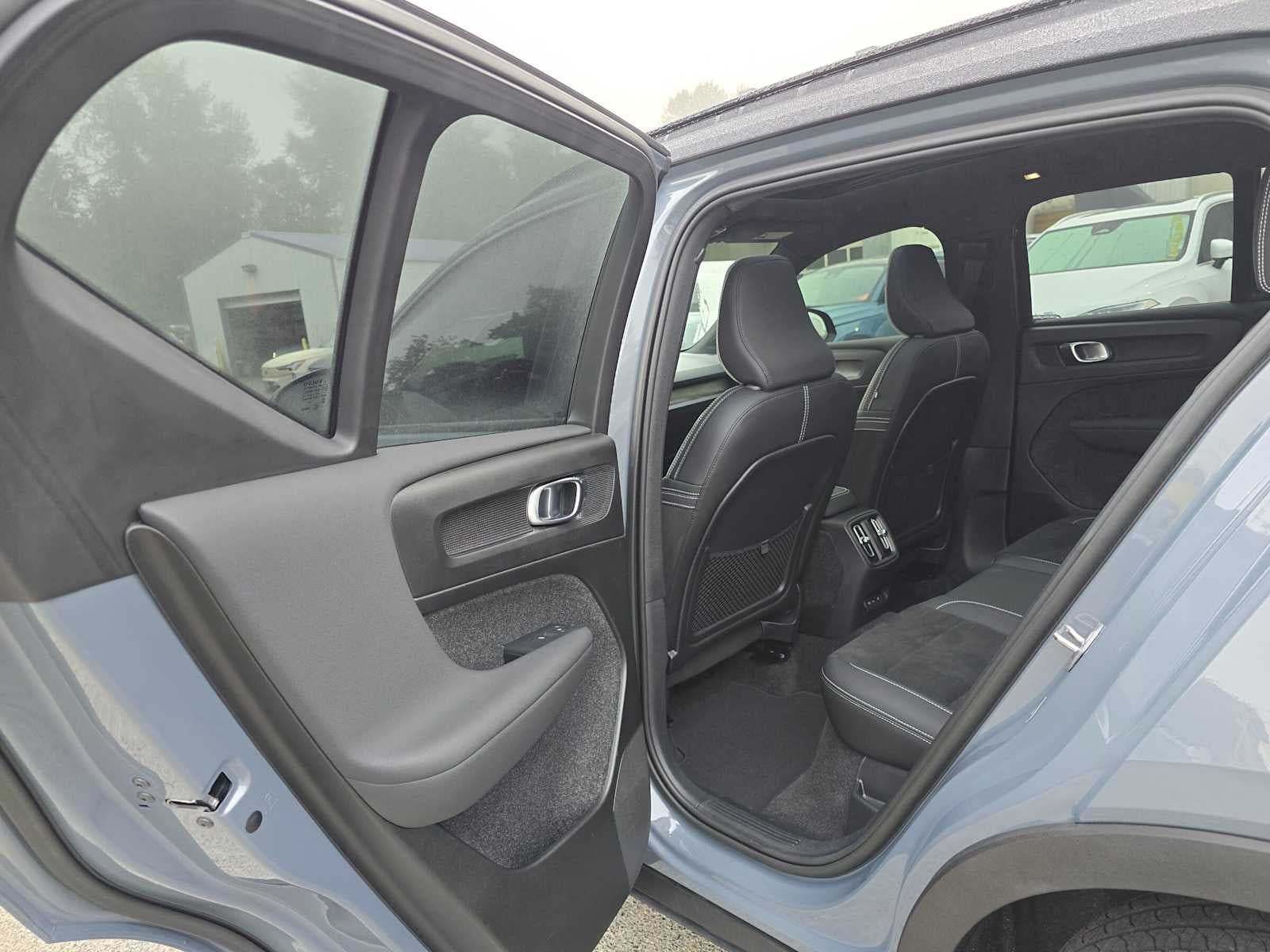 2023 Volvo XC40 Recharge Pure Electric Ultimate