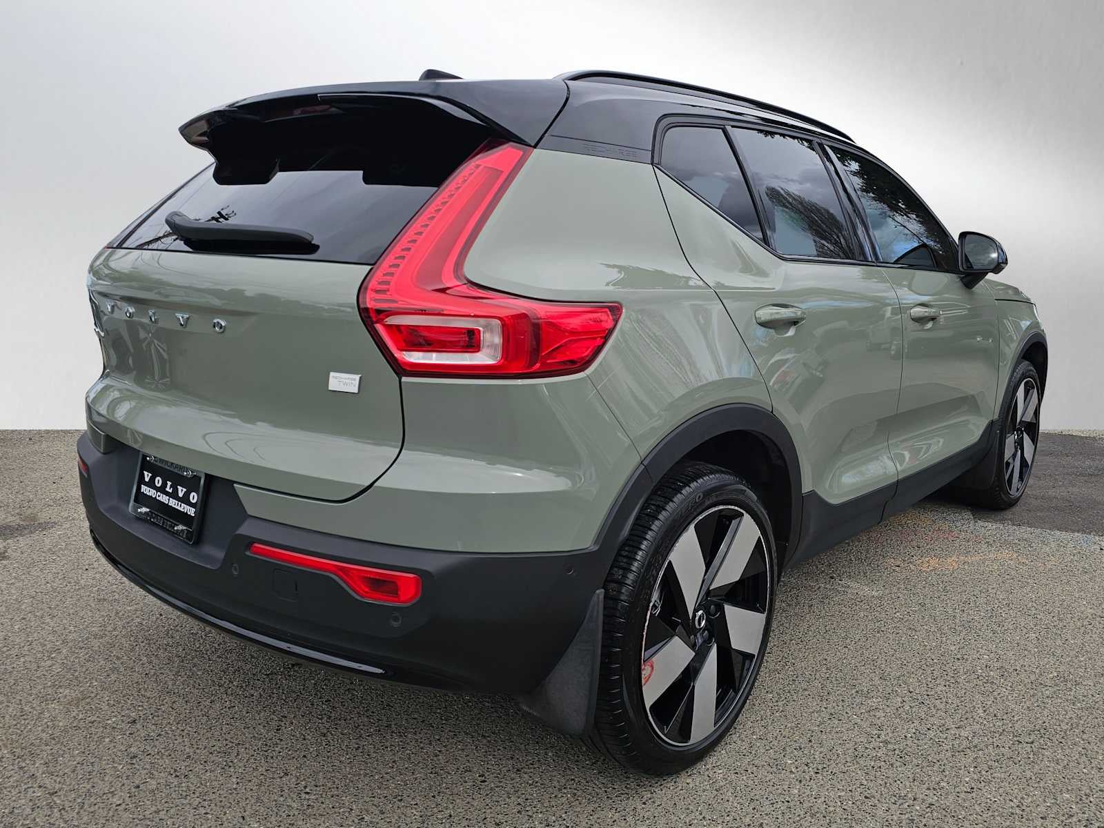2023 Volvo XC40 Recharge Pure Electric Ultimate