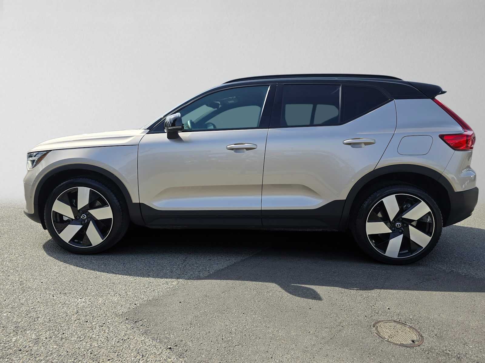2023 Volvo XC40 Recharge Pure Electric Ultimate
