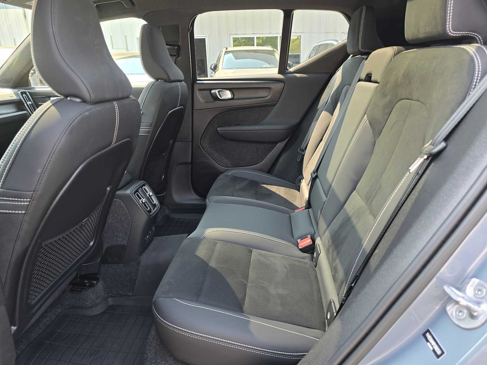 2023 Volvo XC40 Recharge Pure Electric Ultimate